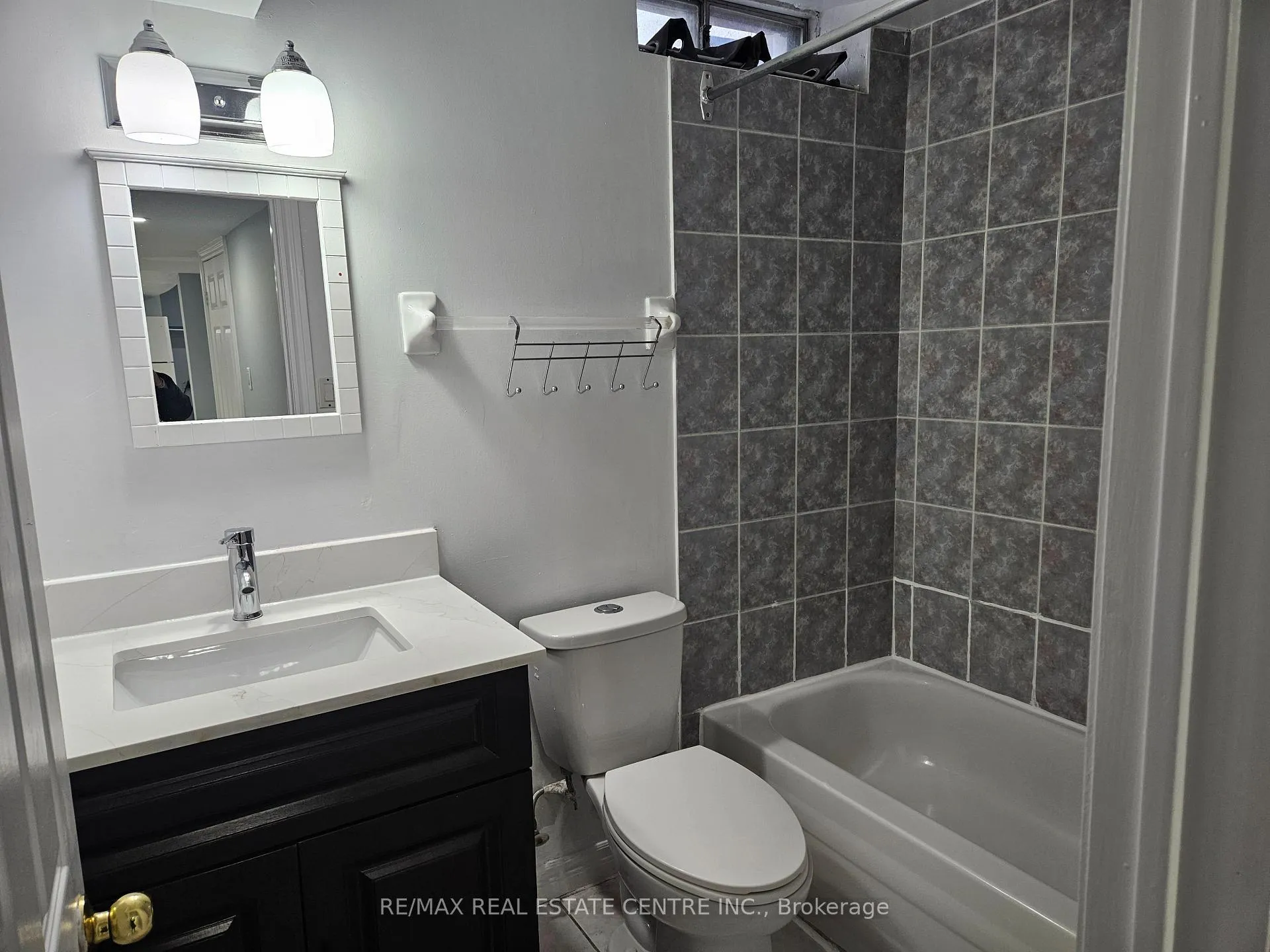 Photo 10 of Unit #Bsmt, 55 Tulip Drive, Brampton, Fletcher's Creek South — HOMEH
