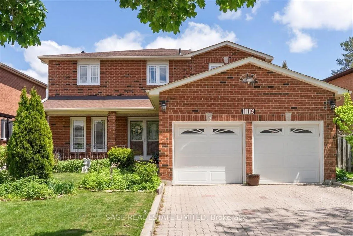 Front of 116 Butterfield Crescent