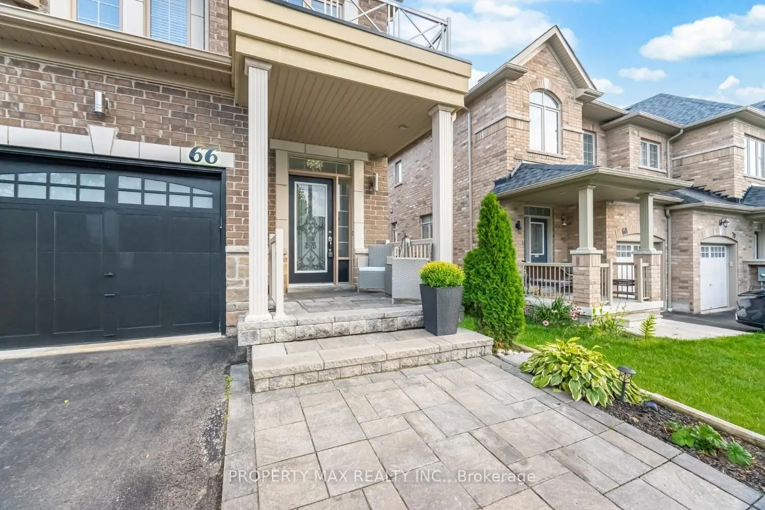 Photo 3 of 66 Rimrock Crescent, Whitby, Williamsburg — HOMEH
