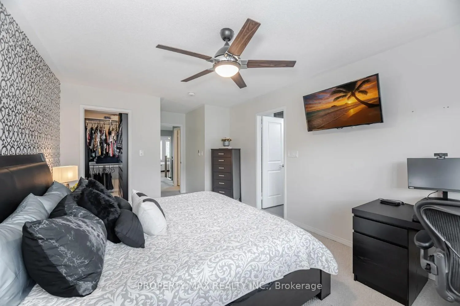 Photo 13 of 66 Rimrock Crescent, Whitby, Williamsburg — HOMEH
