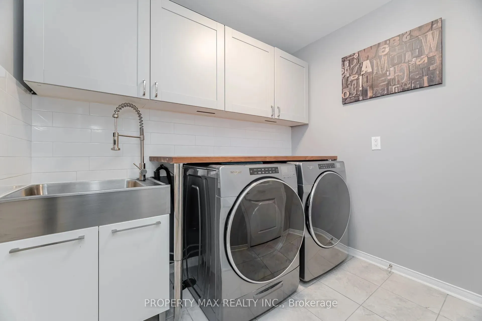 Photo 17 of 66 Rimrock Crescent, Whitby, Williamsburg — HOMEH