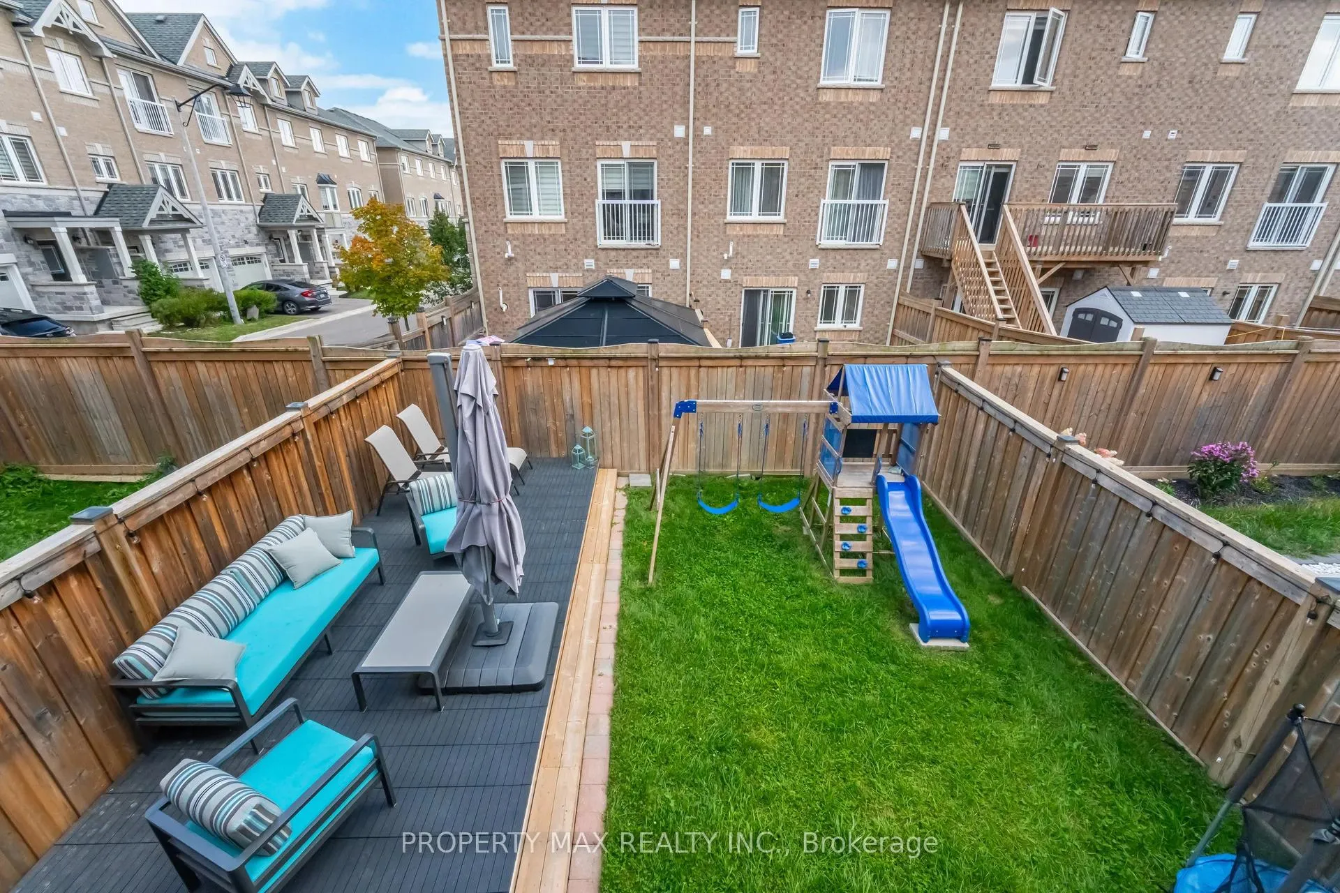 Photo 18 of 66 Rimrock Crescent, Whitby, Williamsburg — HOMEH