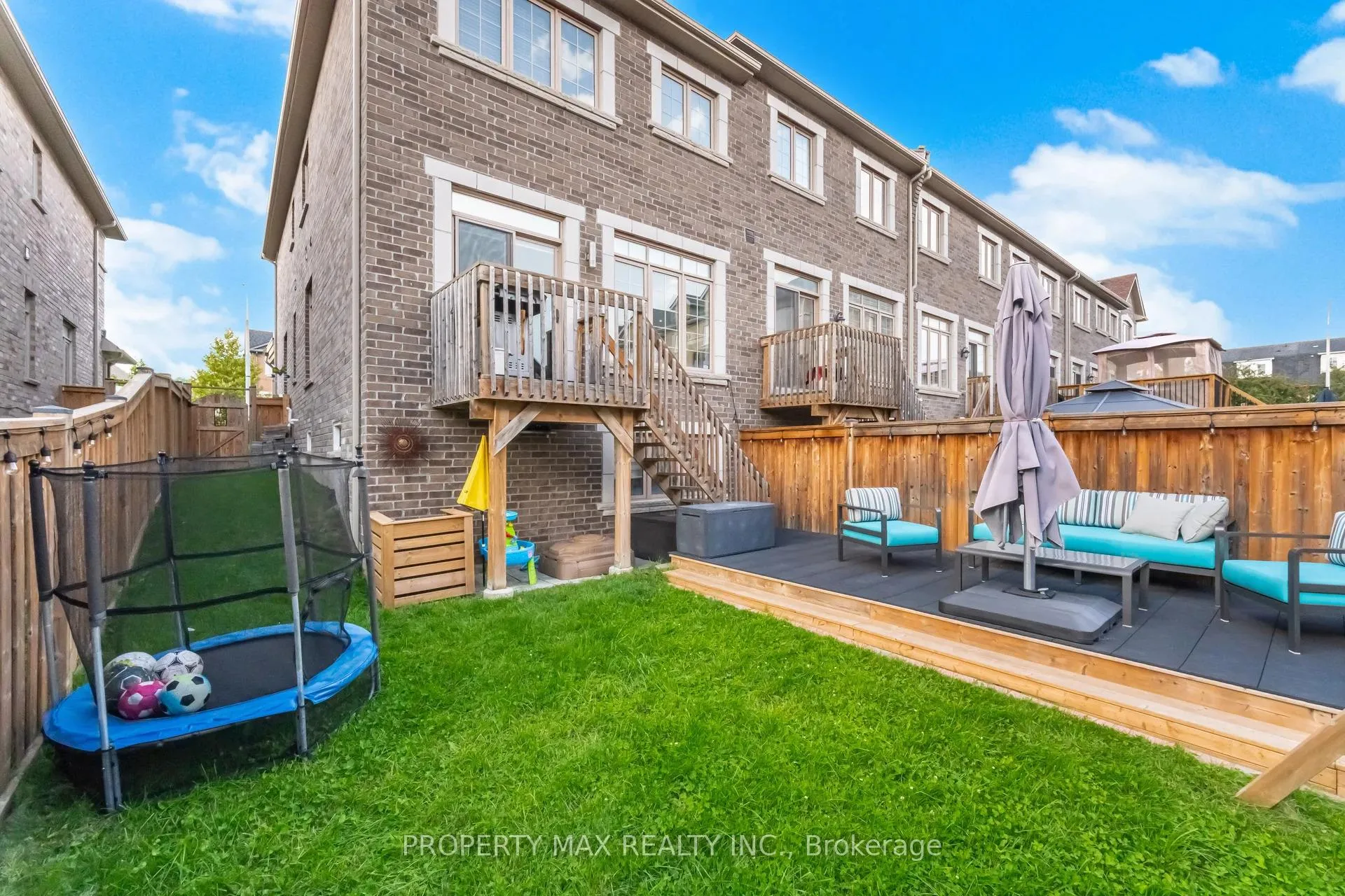 Photo 20 of 66 Rimrock Crescent, Whitby, Williamsburg — HOMEH