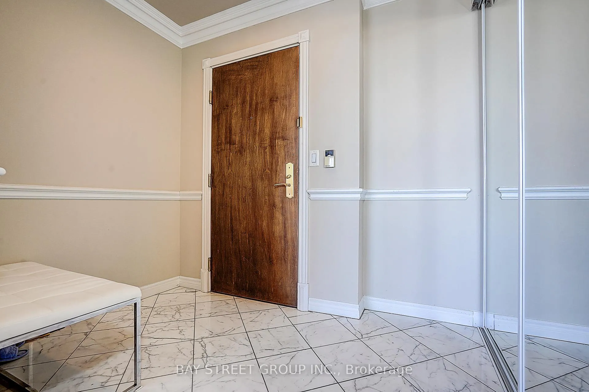 Photo 7 of Unit Lph3, 130 Pond Drive, Markham, Commerce Valley — HOMEH
