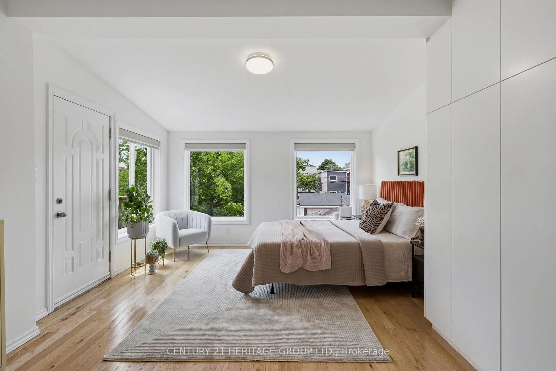 Photo 17 of 324 Delaware Avenue, Toronto, Dovercourt-Wallace Emerson-Junction — HOMEH