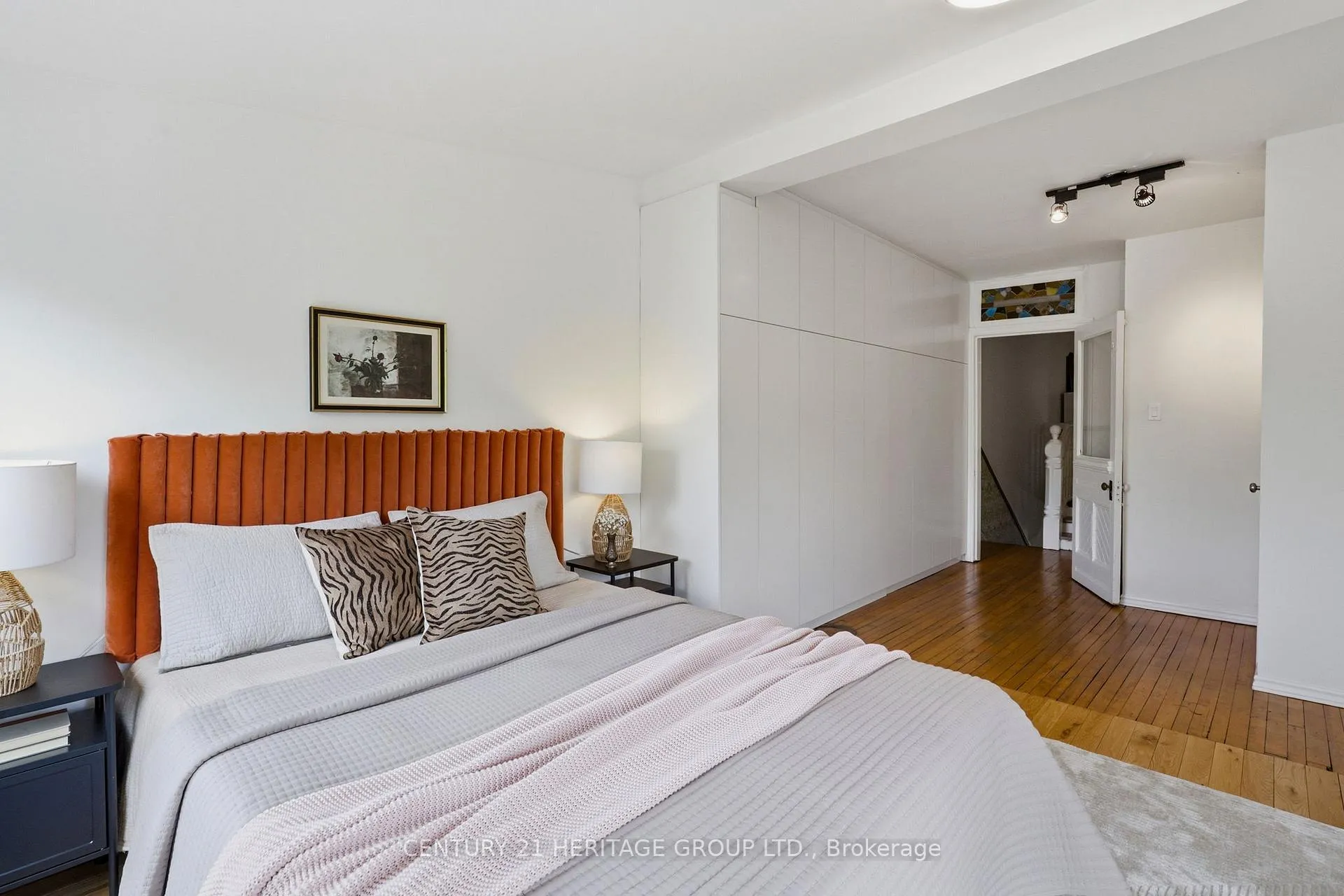 Photo 19 of 324 Delaware Avenue, Toronto, Dovercourt-Wallace Emerson-Junction — HOMEH