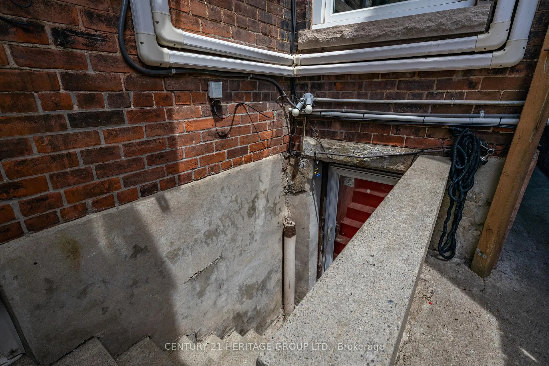 Photo 43 of 324 Delaware Avenue, Toronto, Dovercourt-Wallace Emerson-Junction — HOMEH