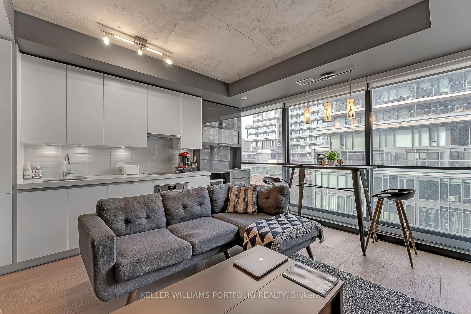 Photo 9 of Unit 622, 629 King Street W, Toronto, Waterfront Communities — HOMEH