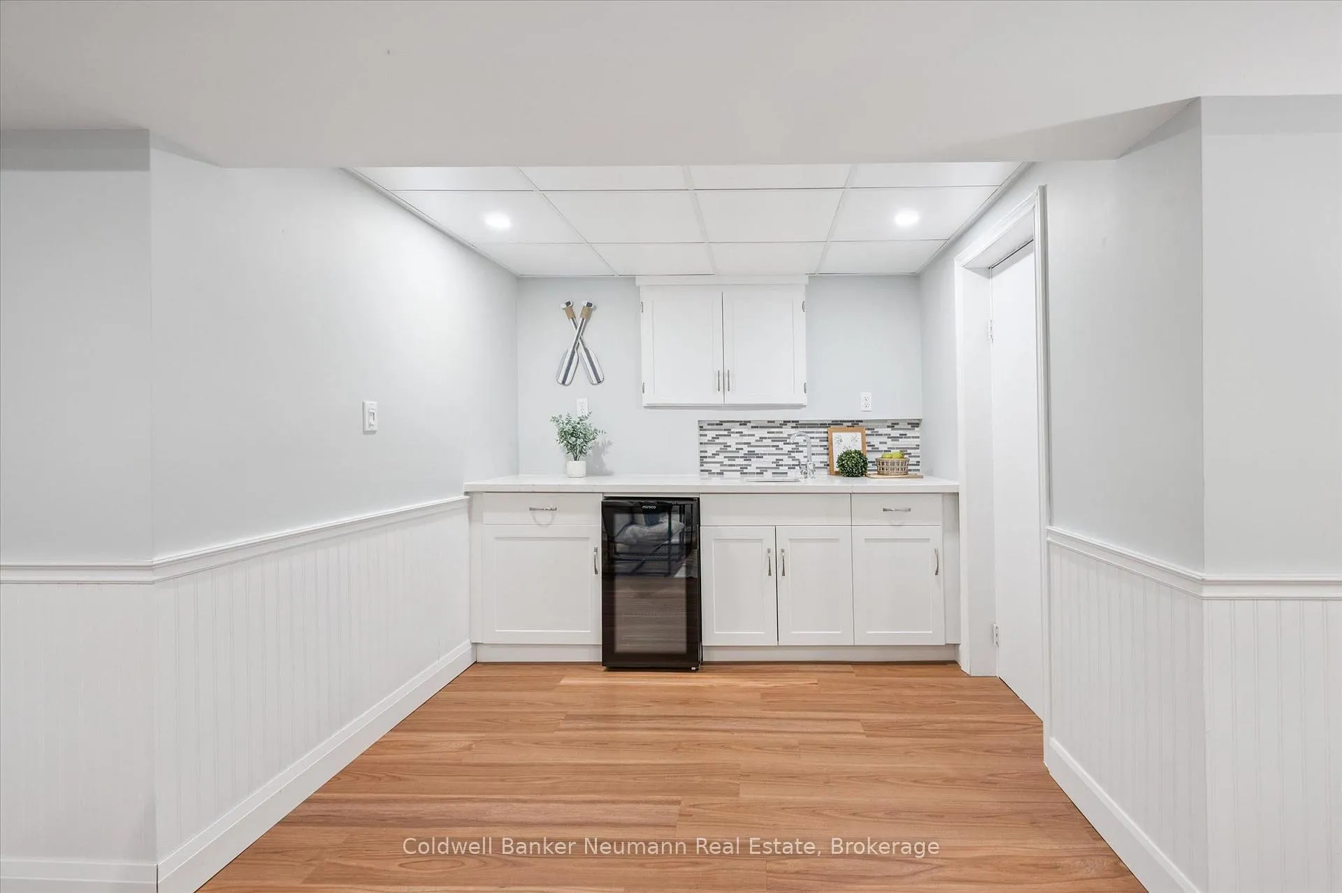 Photo 19 of 12 Shea Crescent, Kitchener, Laurentian Hills — HOMEH