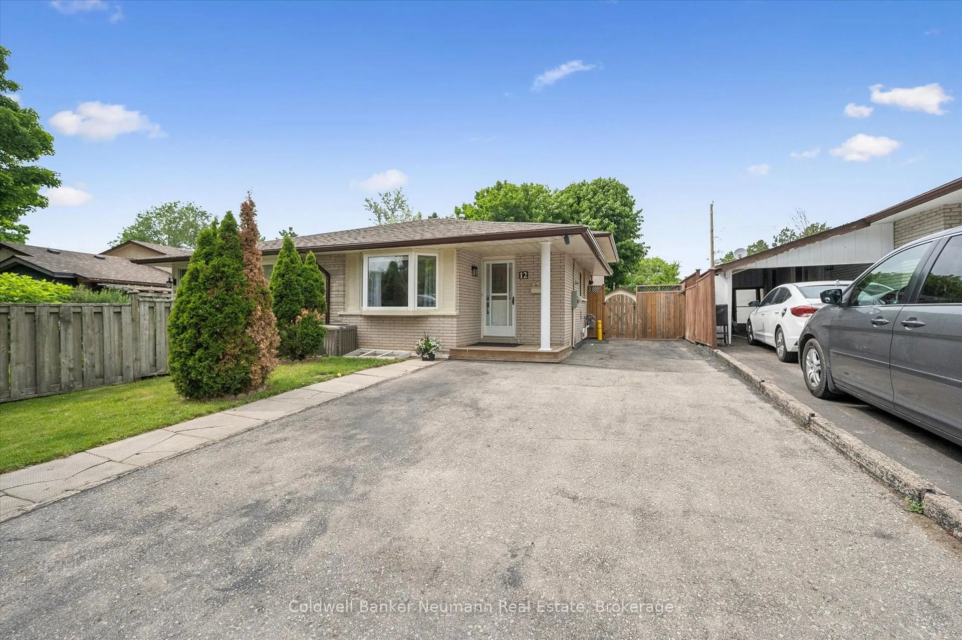 Photo 27 of 12 Shea Crescent, Kitchener, Laurentian Hills — HOMEH