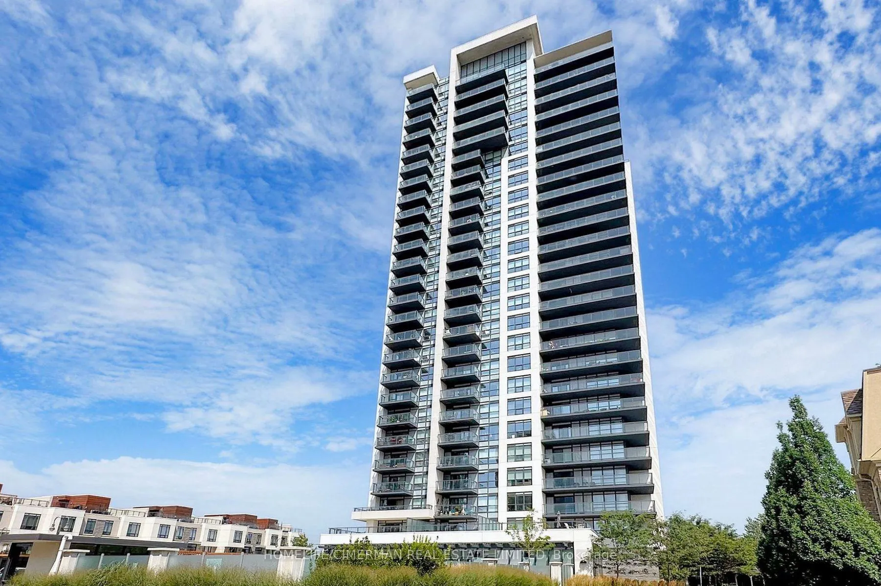 Front of Unit 409, 1255 Bayly Street