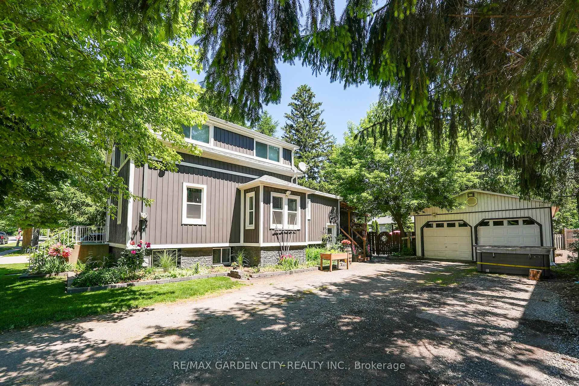 Photo 3 of 3555 Campden Road, Lincoln, Escarpment — HOMEH