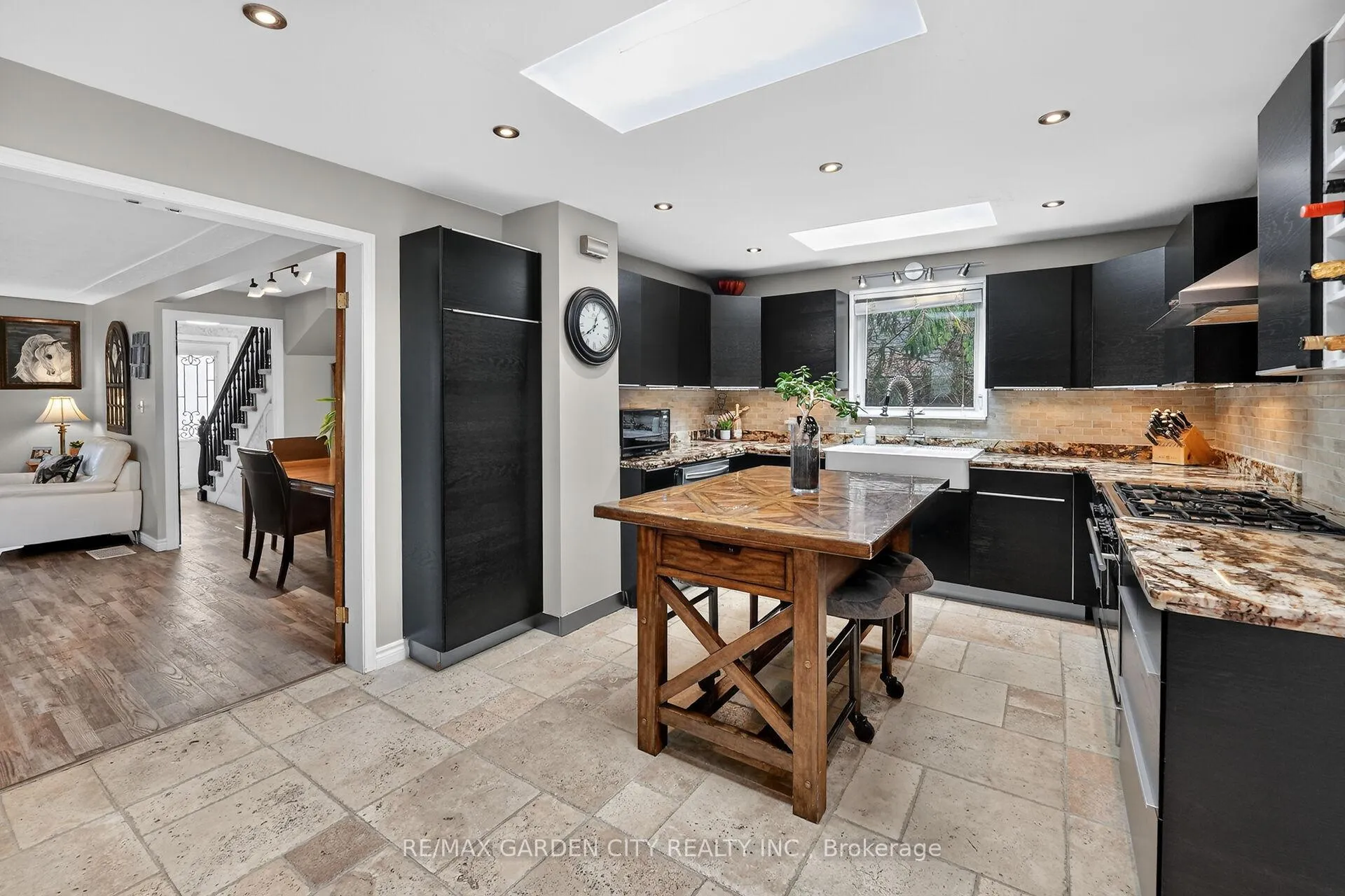 Photo 7 of 3555 Campden Road, Lincoln, Escarpment — HOMEH