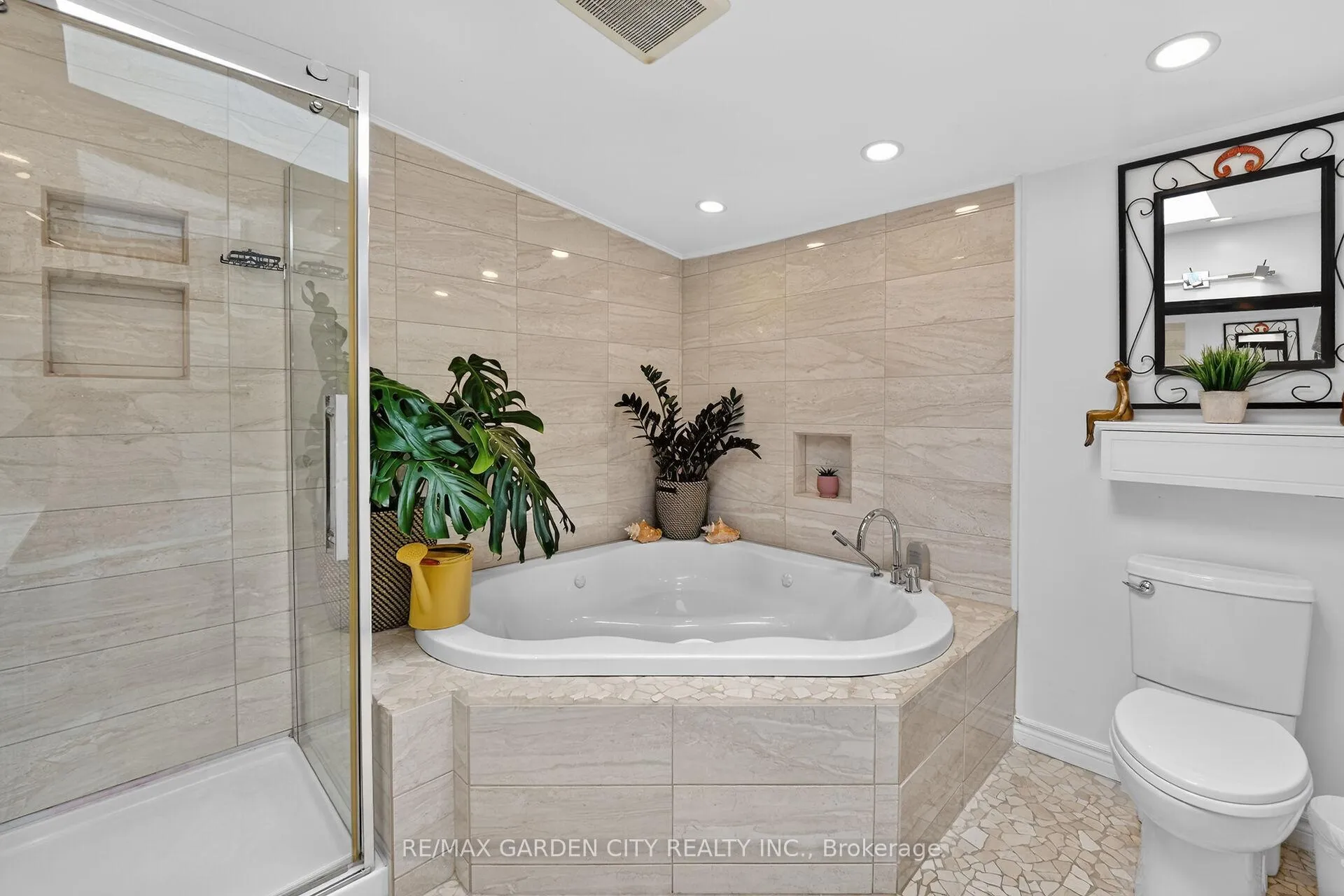 Photo 18 of 3555 Campden Road, Lincoln, Escarpment — HOMEH