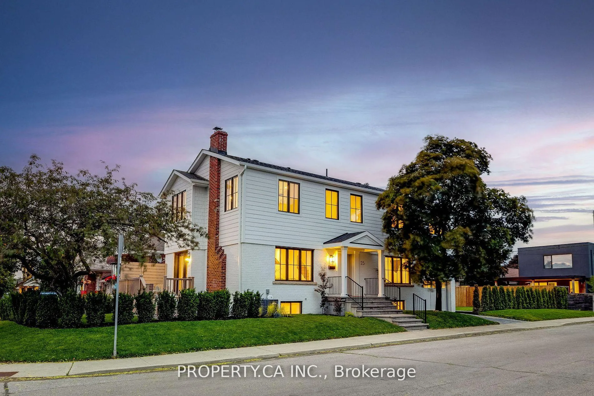 Front of 25 Hunt Club Drive
