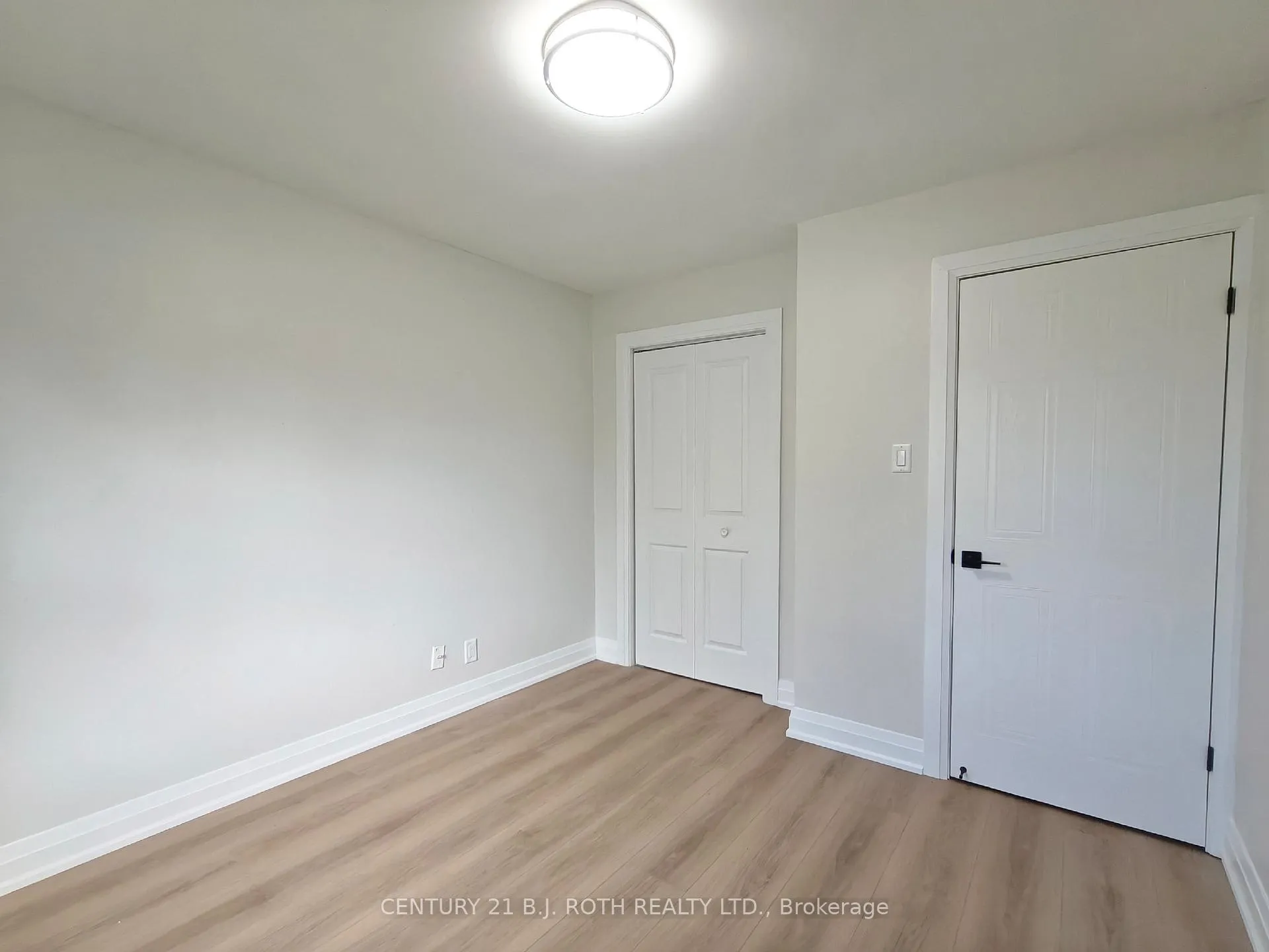 Photo 11 of 698 Burton Drive, Innisfil, Alcona — HOMEH