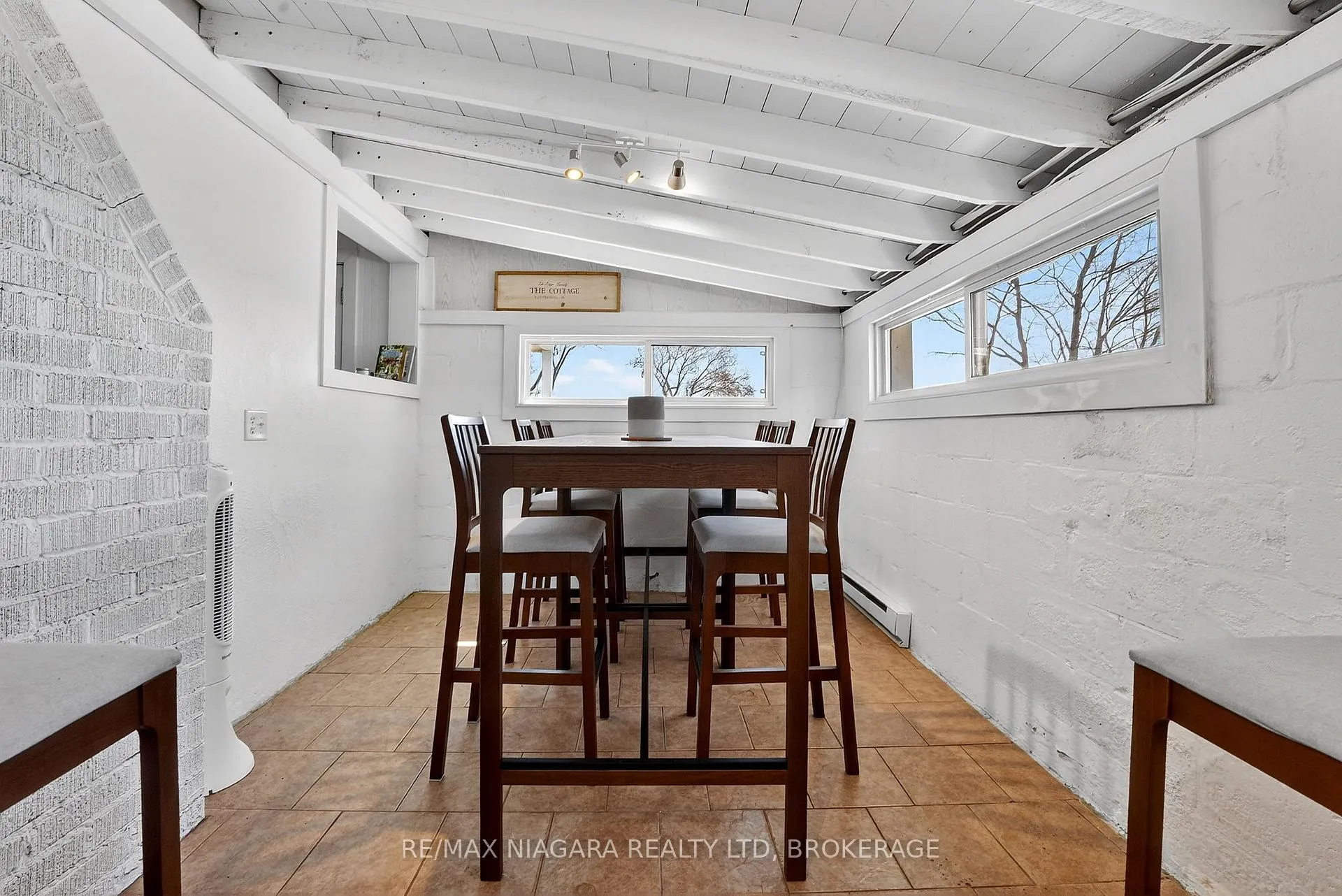 Photo 11 of 239 Pleasant Beach Road, Port Colborne, Sherkston — HOMEH