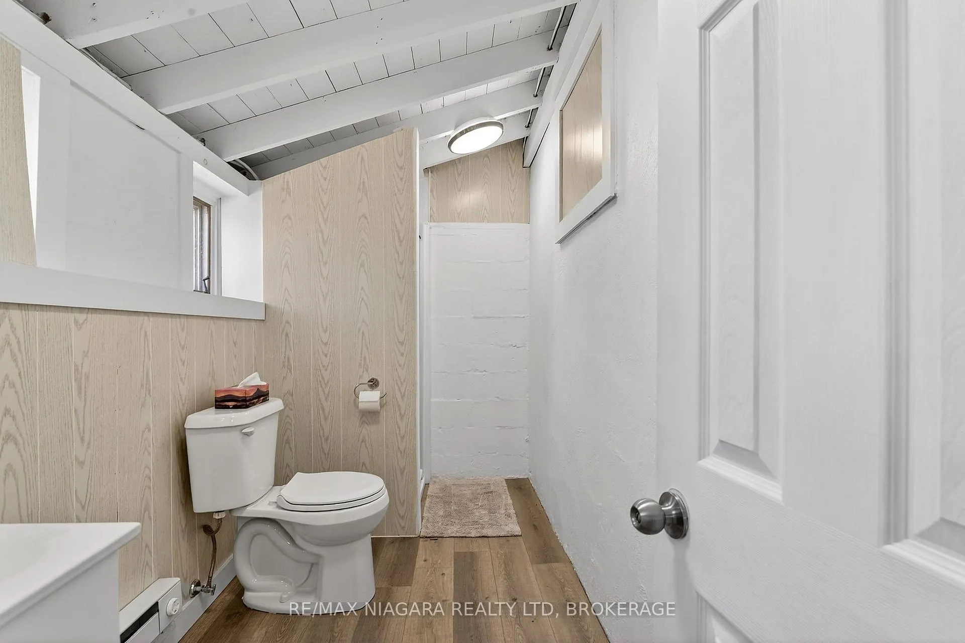 Photo 12 of 239 Pleasant Beach Road, Port Colborne, Sherkston — HOMEH
