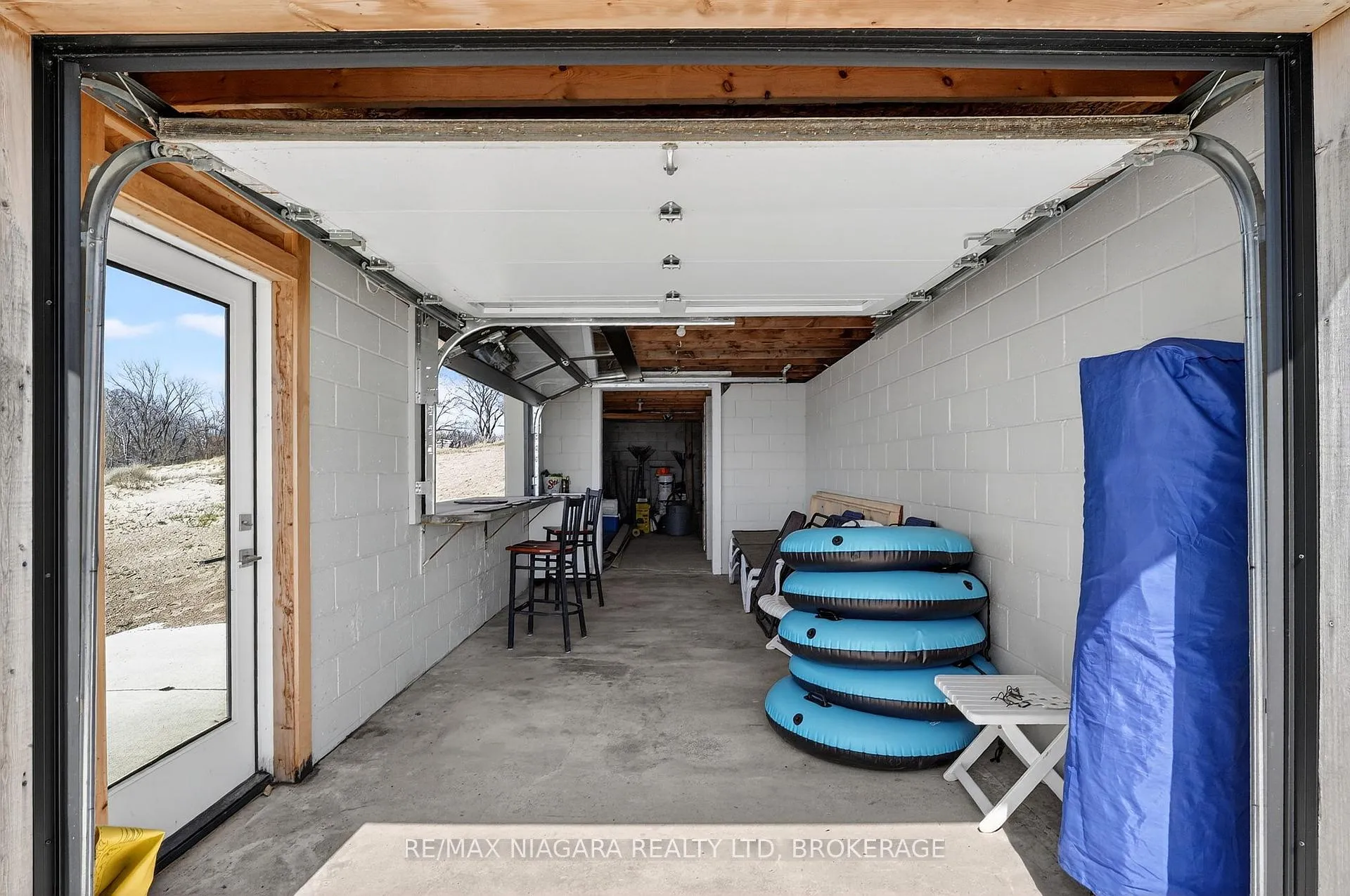 Photo 32 of 239 Pleasant Beach Road, Port Colborne, Sherkston — HOMEH