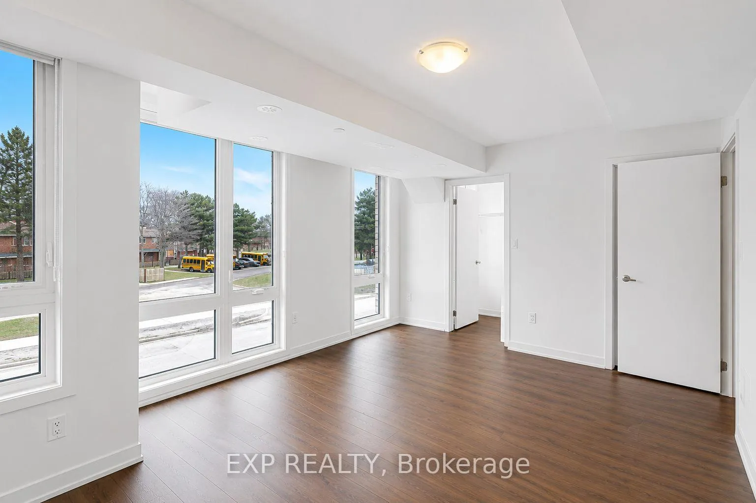 Photo 15 of 28 Turtle Island Road, Toronto, Englemount-Lawrence — HOMEH