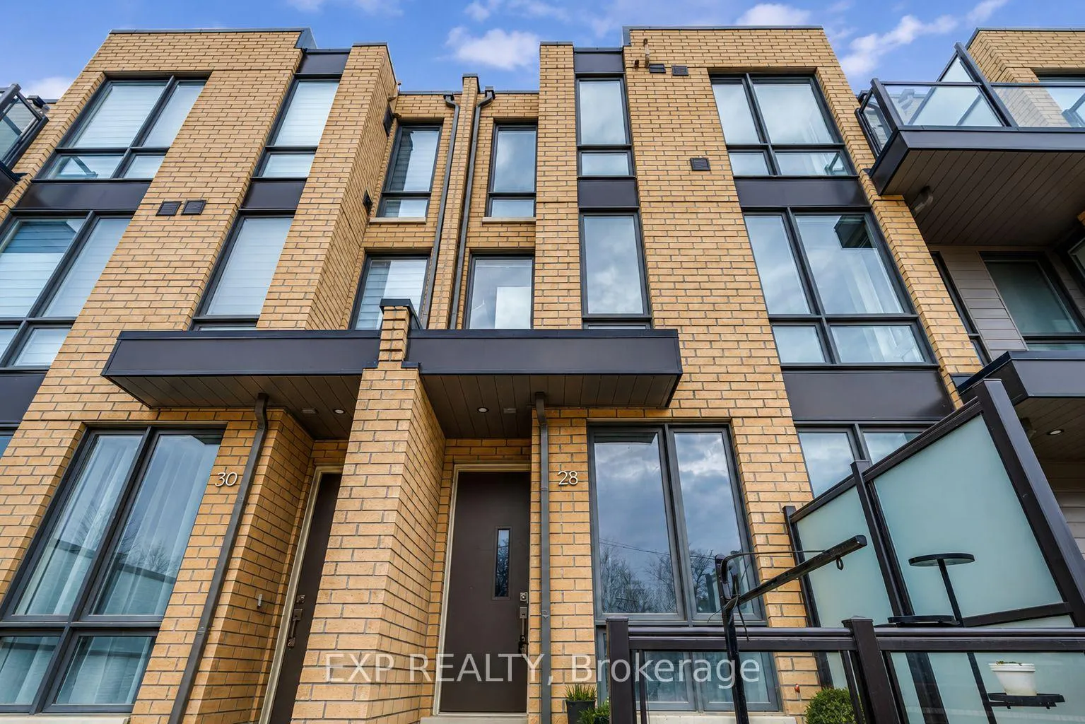 Photo 28 of 28 Turtle Island Road, Toronto, Englemount-Lawrence — HOMEH