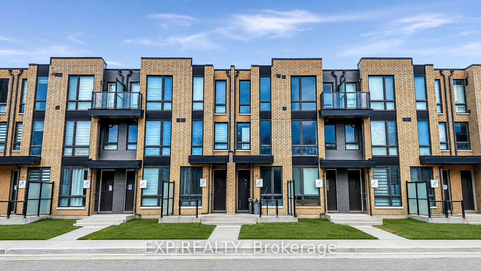 Photo 31 of 28 Turtle Island Road, Toronto, Englemount-Lawrence — HOMEH