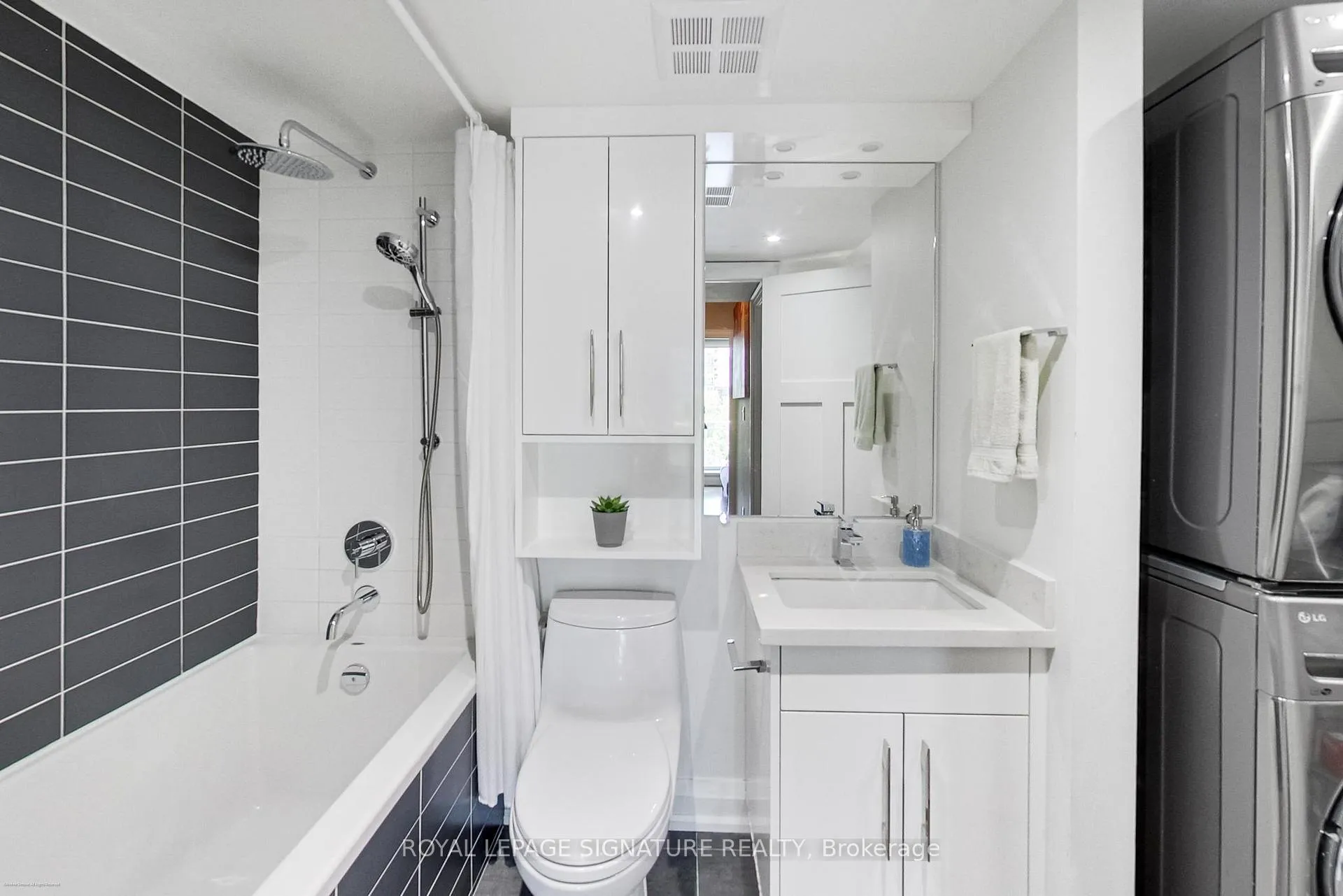 Photo 21 of Unit 443, 1029 King Street W, Toronto, Niagara — HOMEH