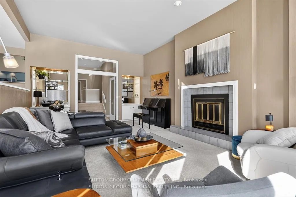 Photo 18 of 712 Riverside Drive, London, North Q — HOMEH