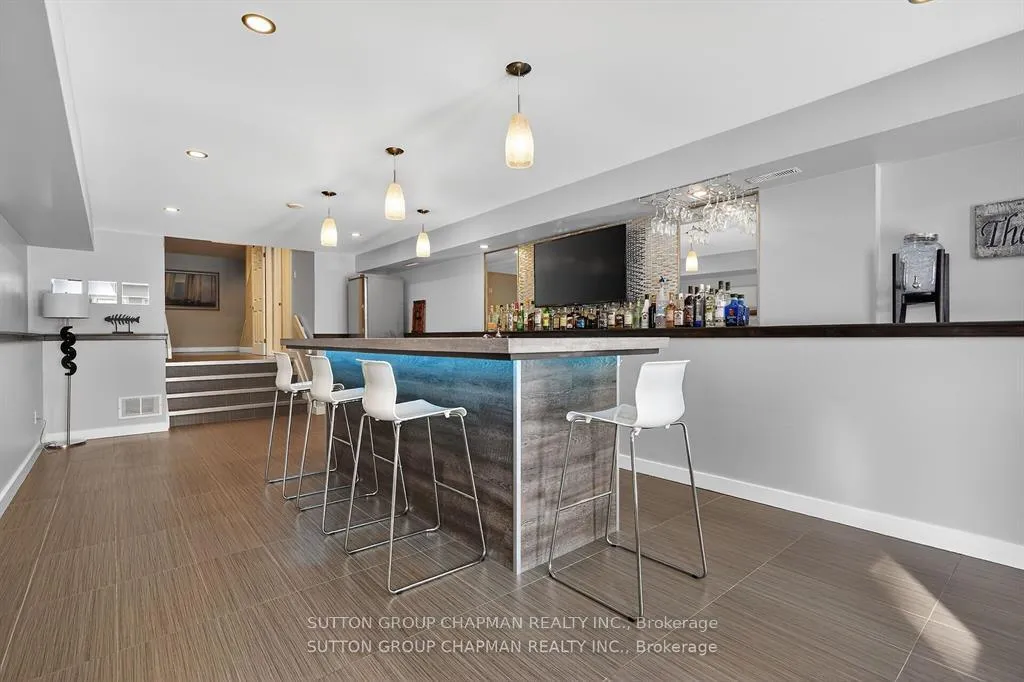 Photo 35 of 712 Riverside Drive, London, North Q — HOMEH