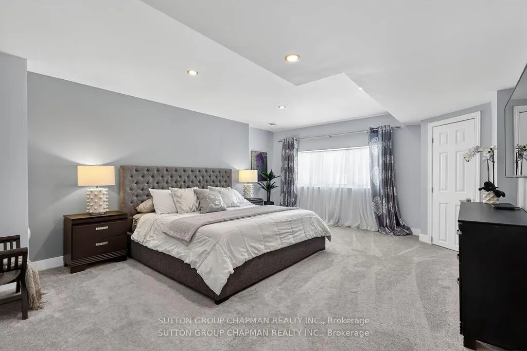 Photo 38 of 712 Riverside Drive, London, North Q — HOMEH