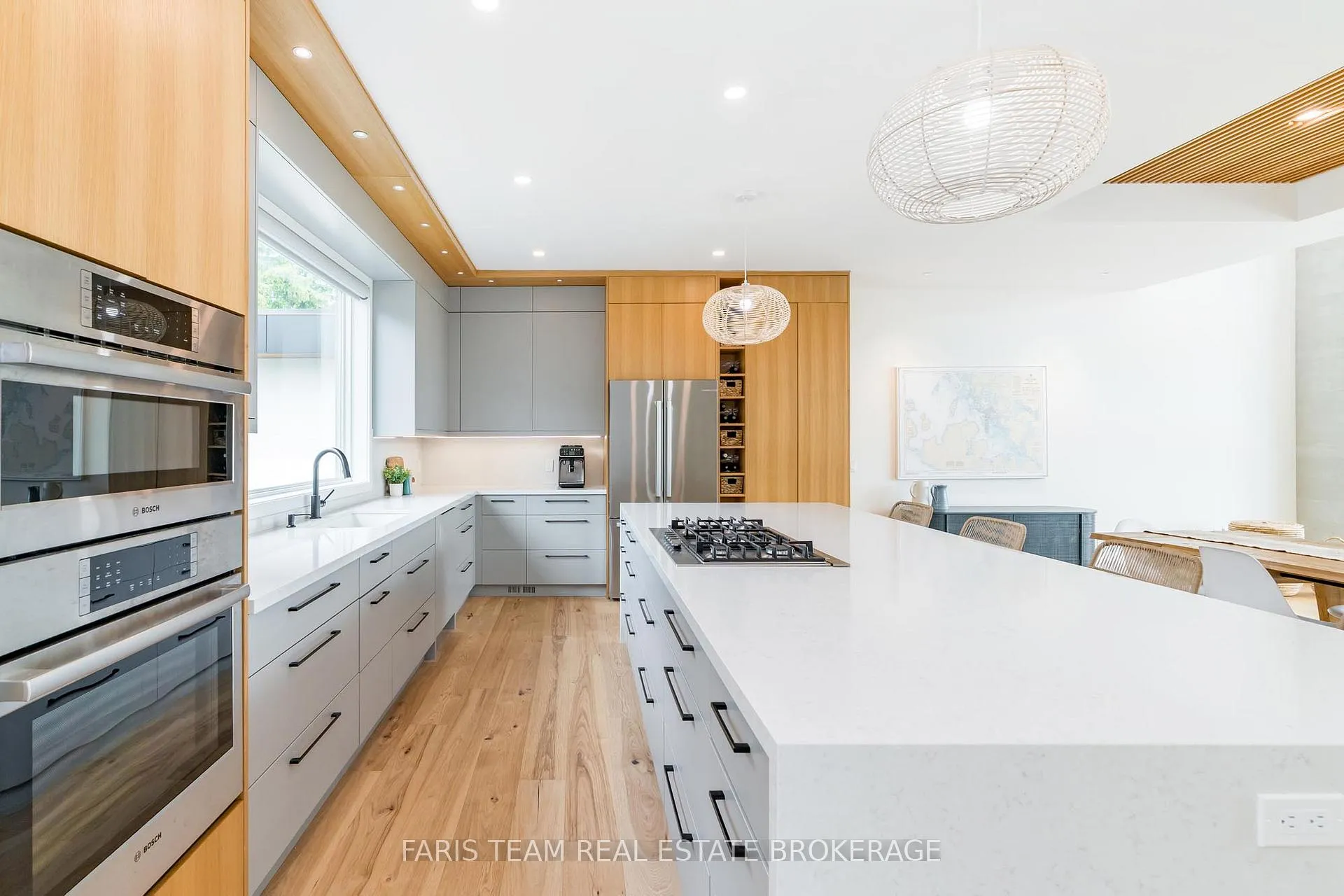 Photo 6 of 202 Kempenfelt Drive, Barrie, North Shore — HOMEH