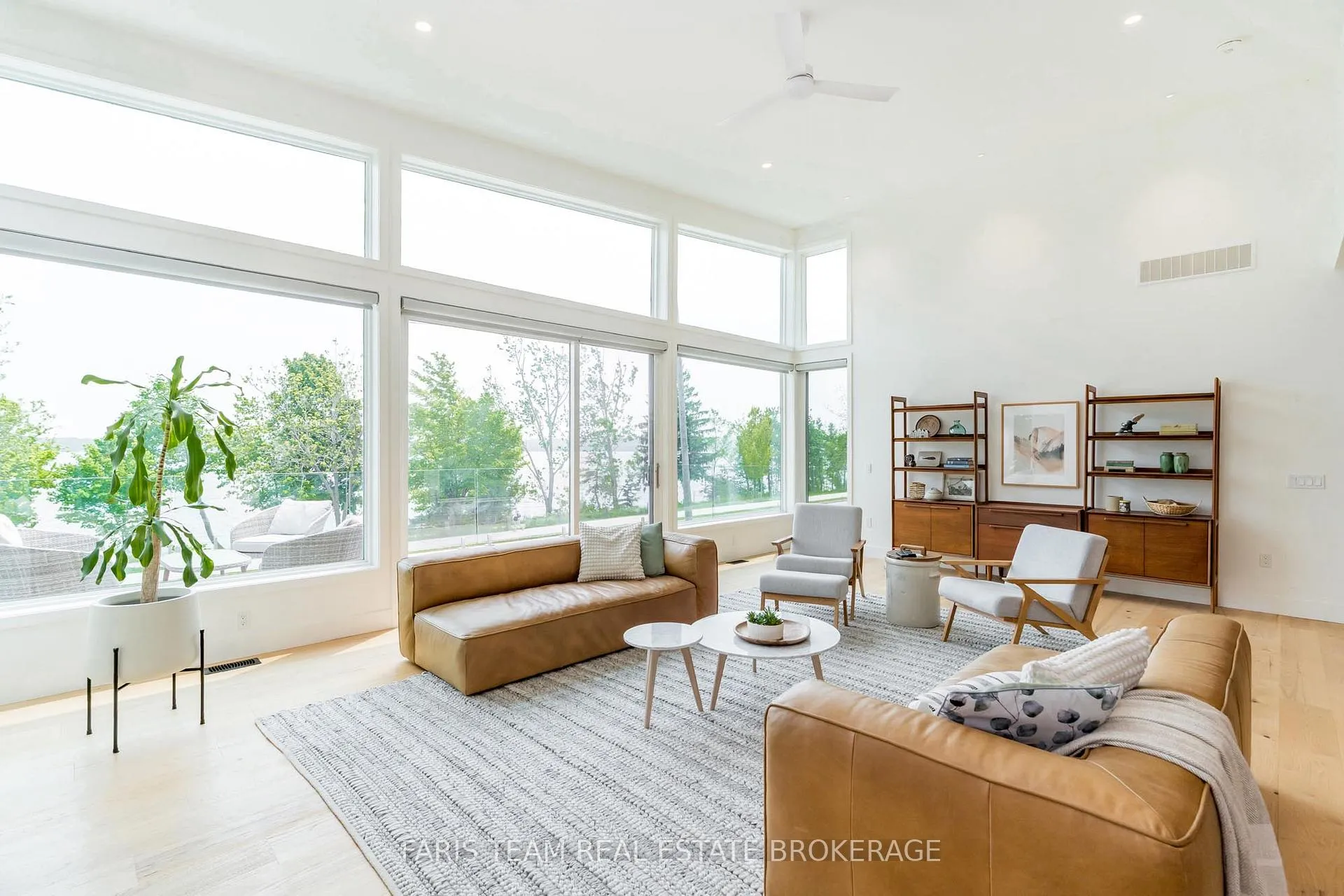 Photo 17 of 202 Kempenfelt Drive, Barrie, North Shore — HOMEH
