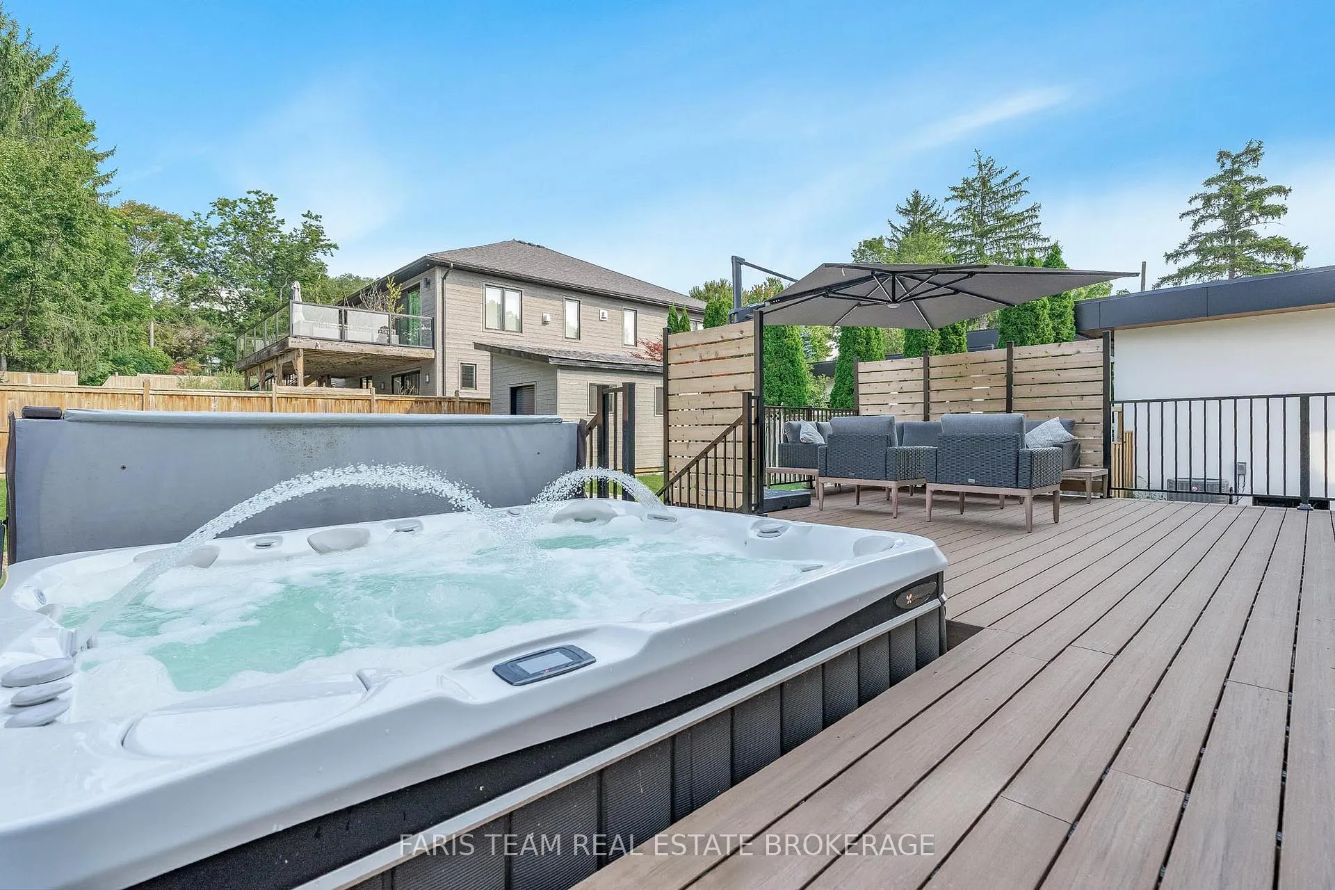Photo 38 of 202 Kempenfelt Drive, Barrie, North Shore — HOMEH