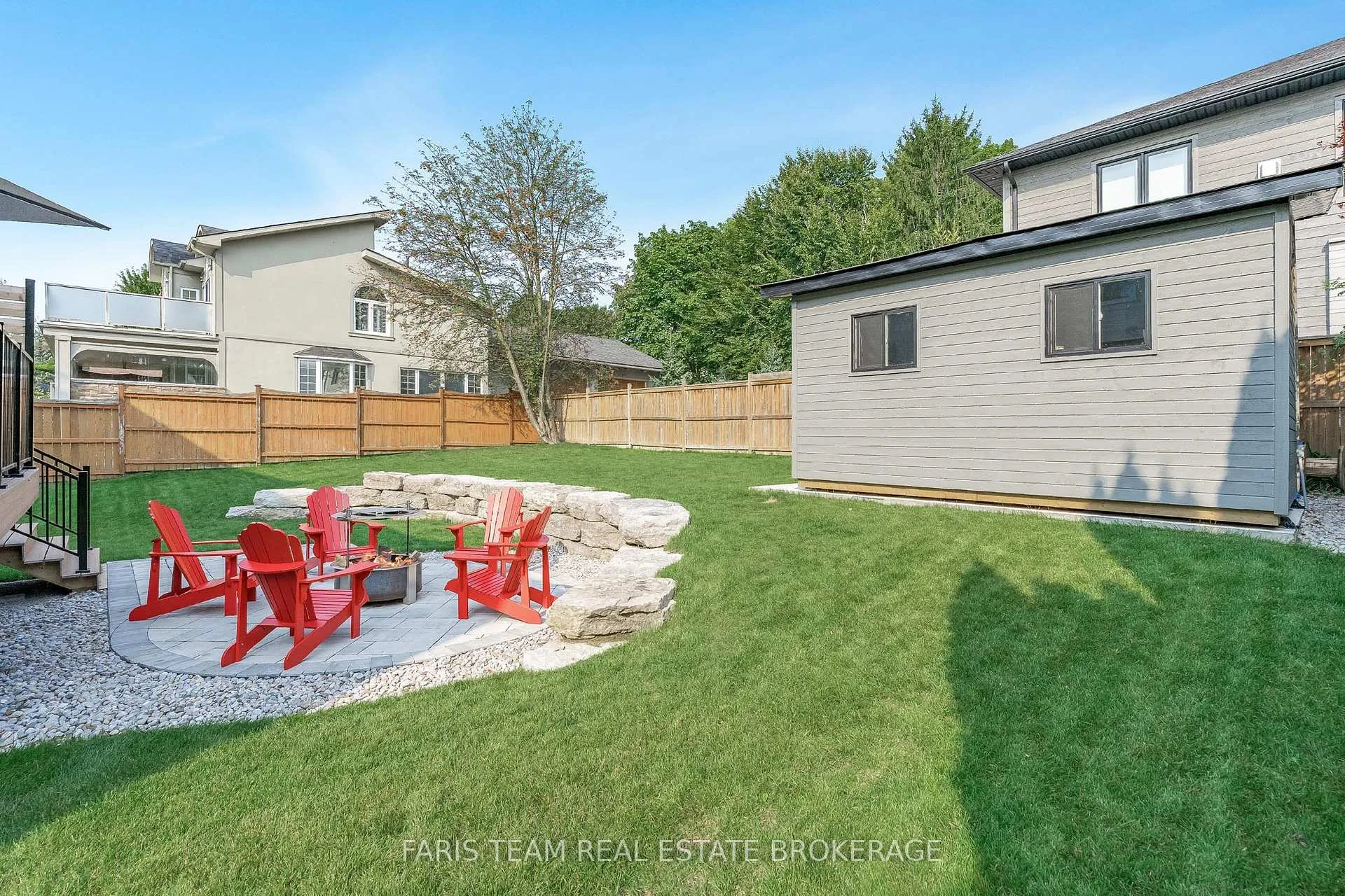 Photo 43 of 202 Kempenfelt Drive, Barrie, North Shore — HOMEH