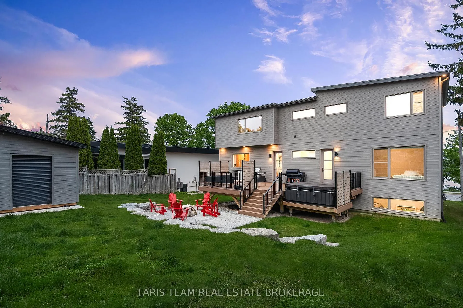 Photo 46 of 202 Kempenfelt Drive, Barrie, North Shore — HOMEH