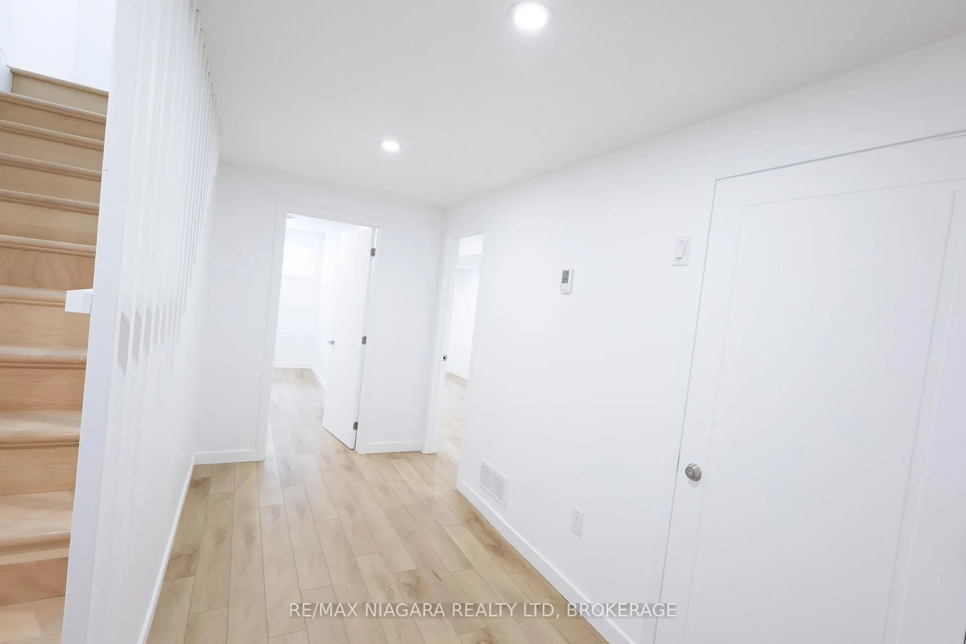 Photo 18 of Unit Unit B, 68 First Street, Welland, Lincoln/Crowland — HOMEH