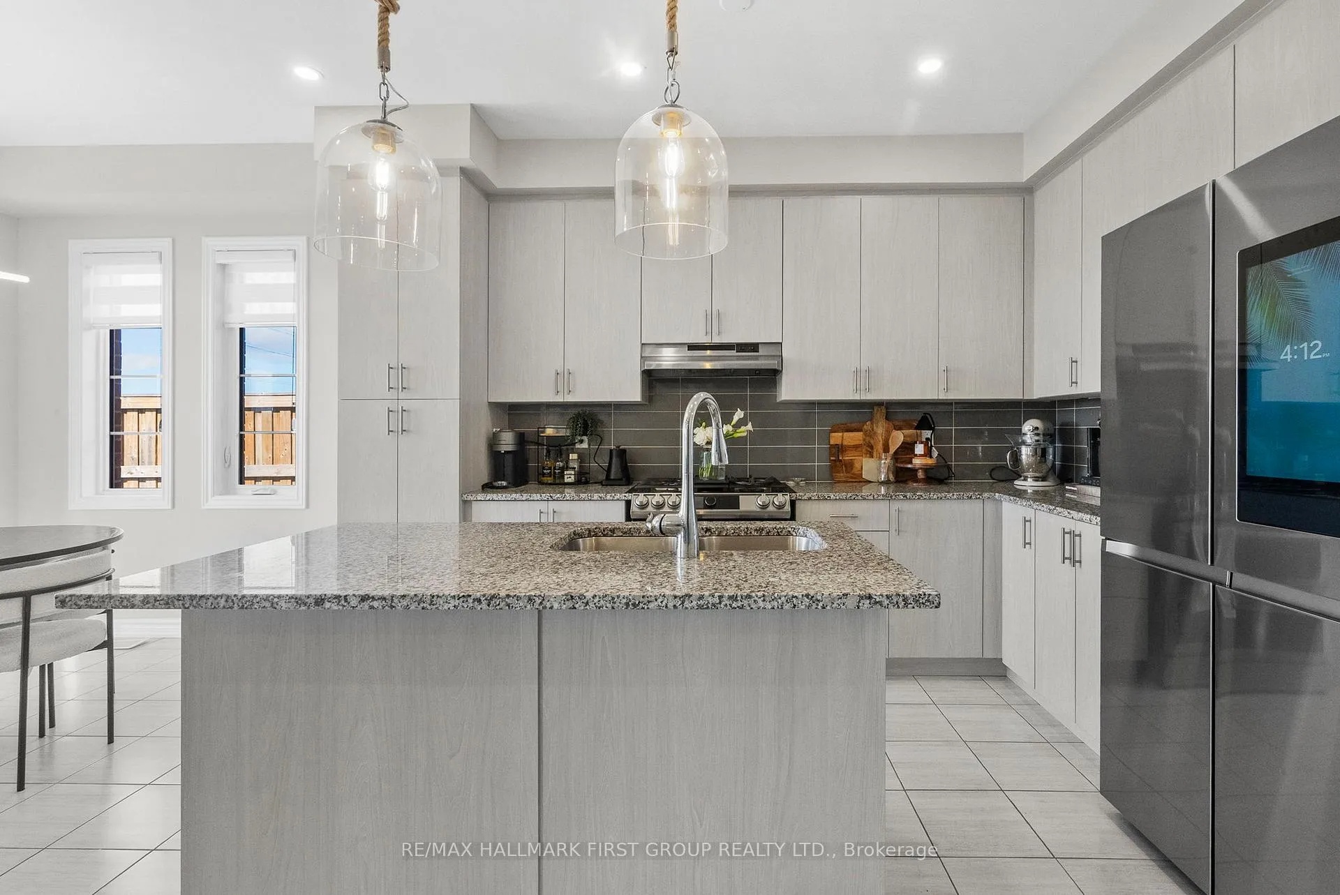 Photo 5 of 16 Cachia Lane, Ajax, Northwest Ajax — HOMEH