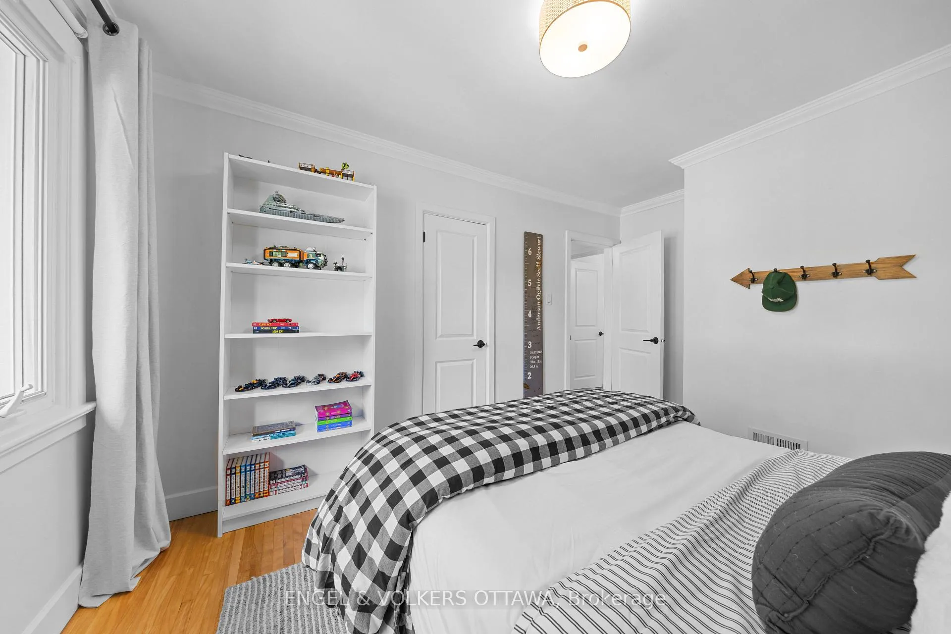 Photo 30 of 2161 Blossom Drive, Ottawa, Applewood Acres — HOMEH
