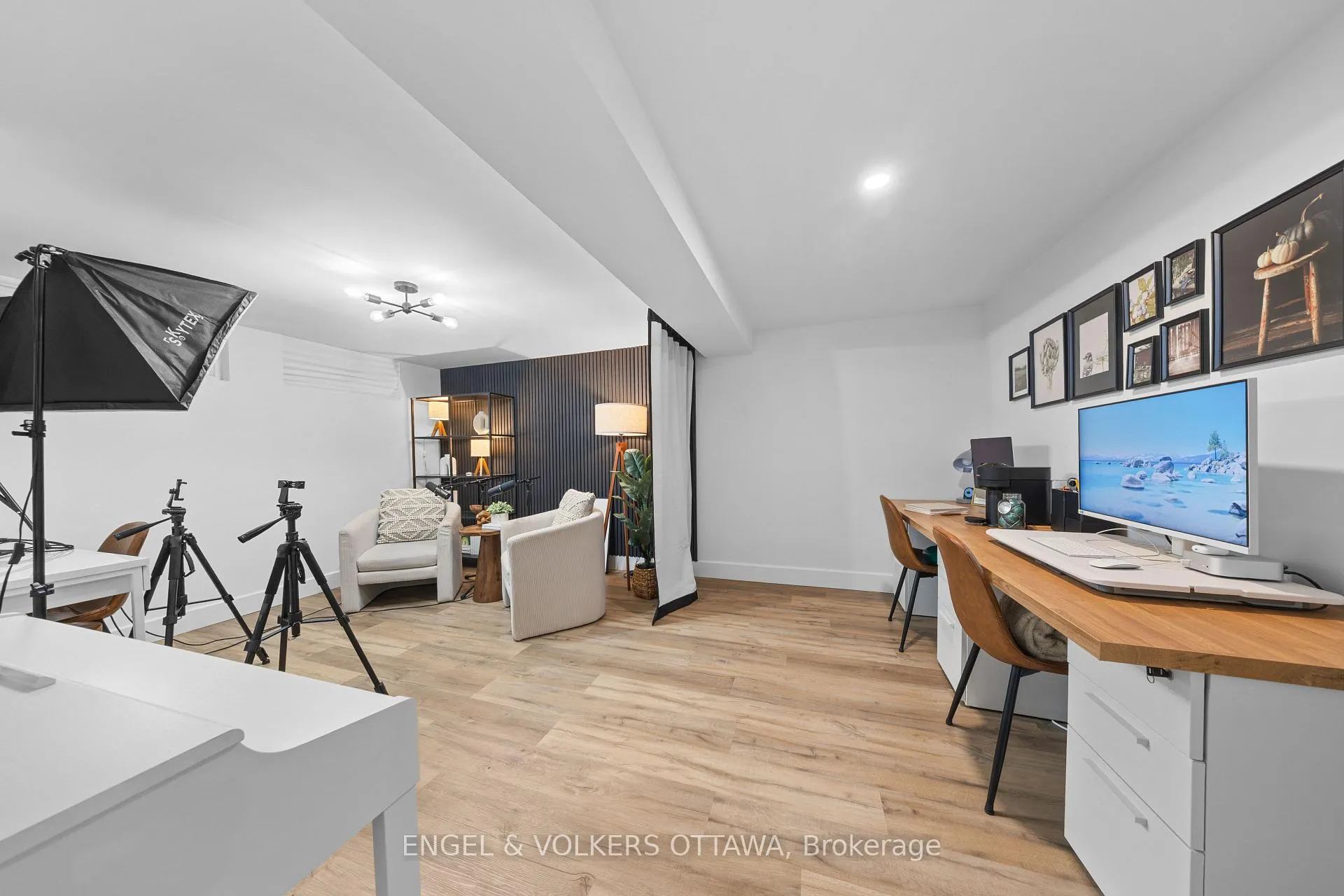 Photo 40 of 2161 Blossom Drive, Ottawa, Applewood Acres — HOMEH
