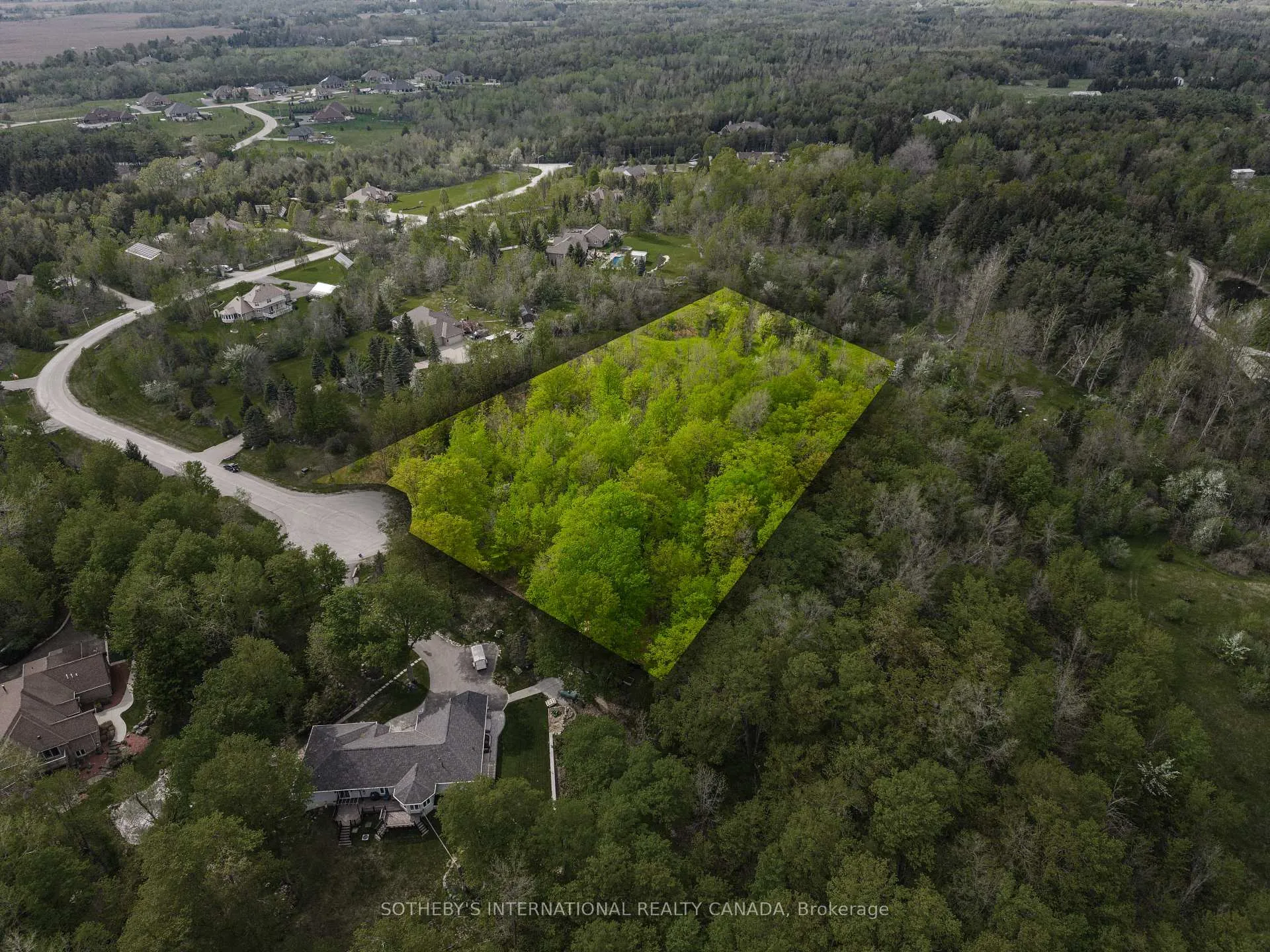 Photo 7 of 15 Morgan Drive, Halton Hills, Rural Halton Hills — HOMEH
