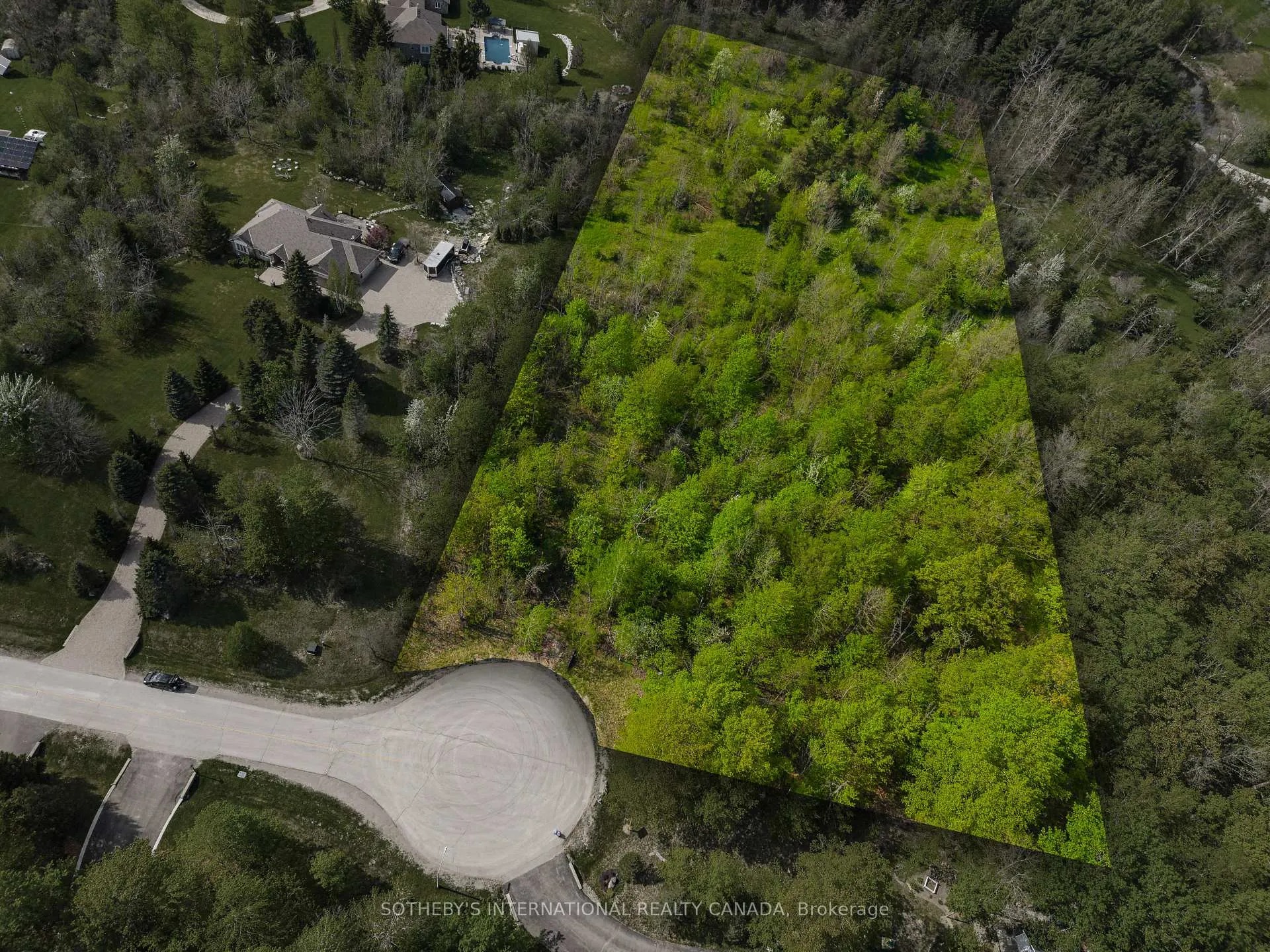 Photo 8 of 15 Morgan Drive, Halton Hills, Rural Halton Hills — HOMEH