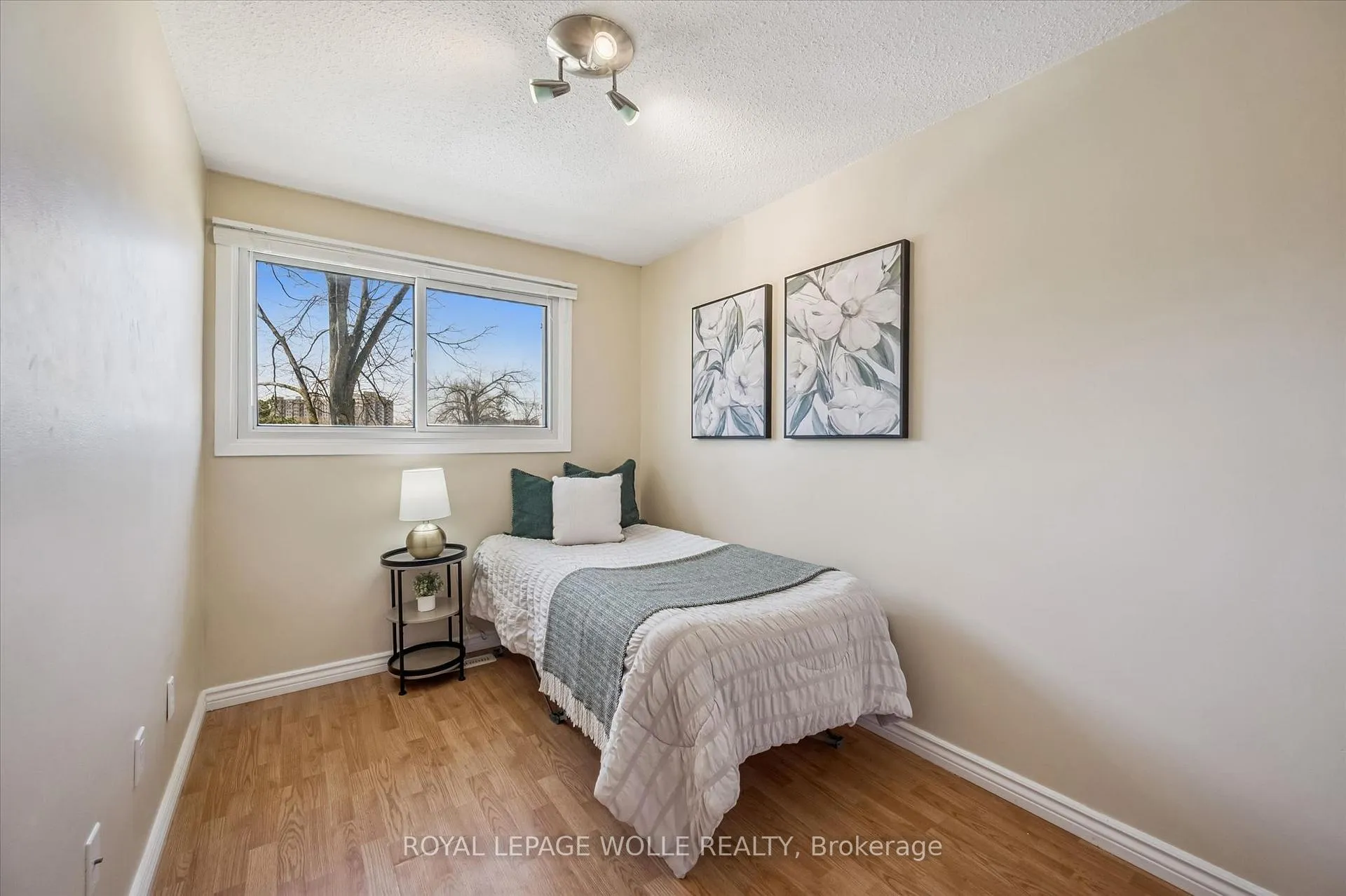 Photo 13 of Unit 14, 165 Green Valley Drive, Kitchener — HOMEH