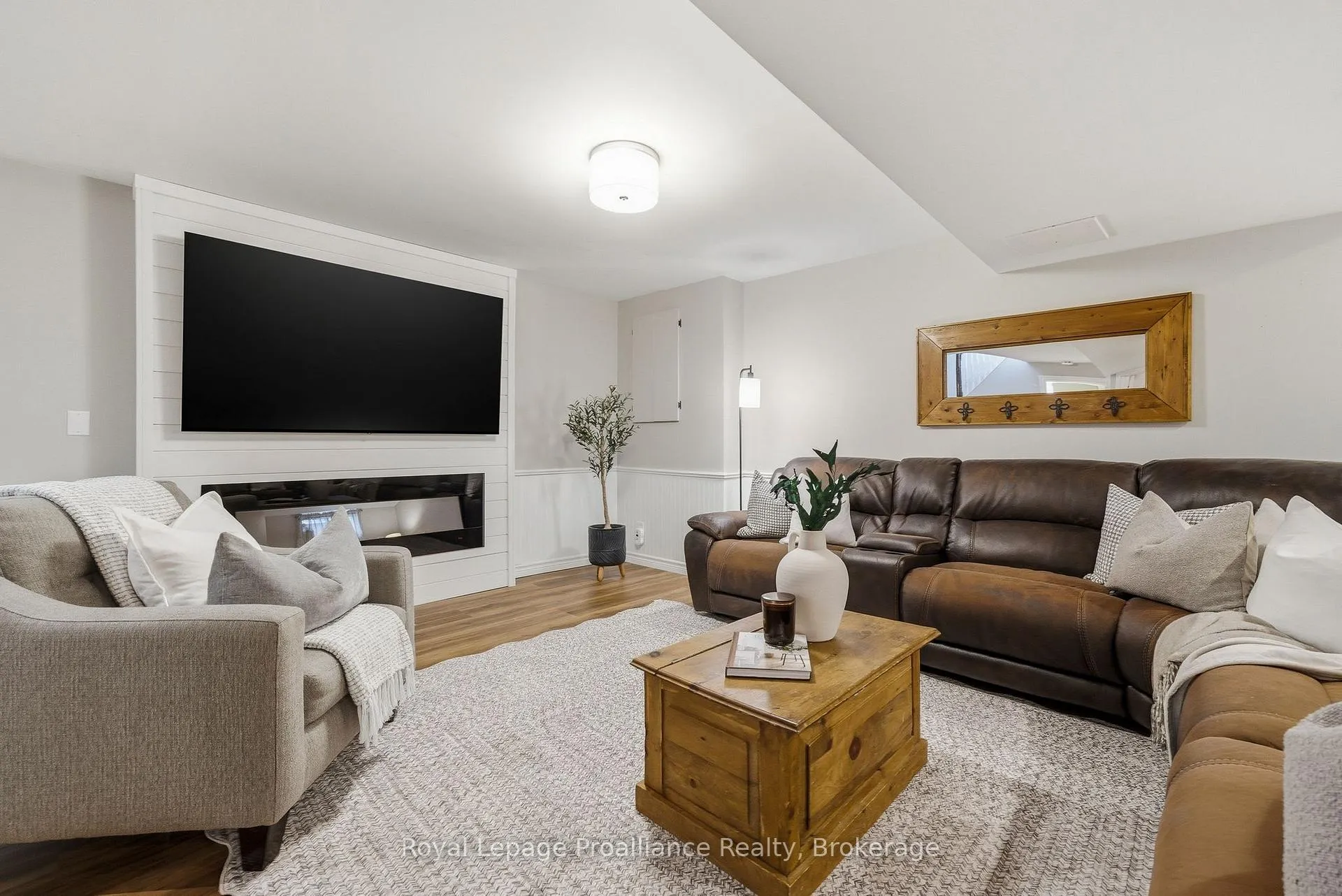 Photo 26 of 68 Cooper Court, Cobourg — HOMEH