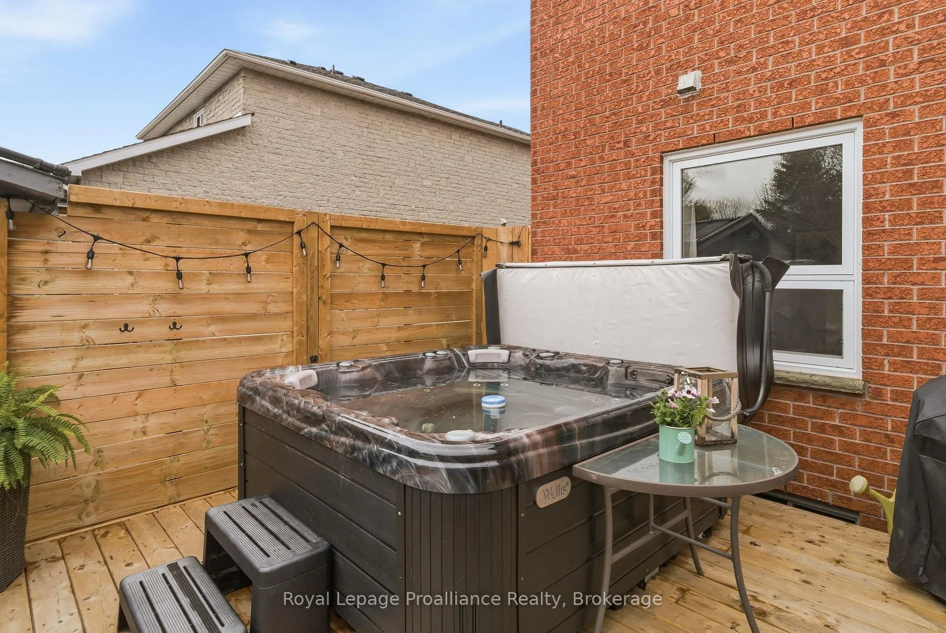 Photo 37 of 68 Cooper Court, Cobourg — HOMEH