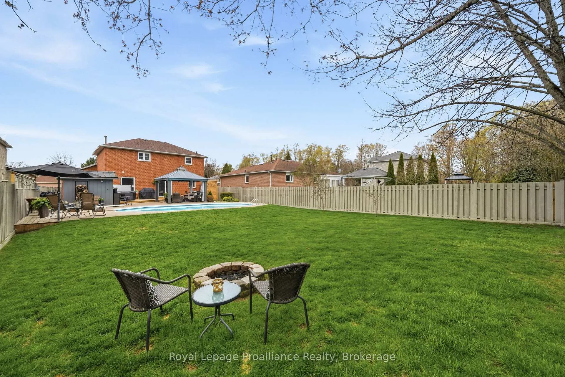 Photo 48 of 68 Cooper Court, Cobourg — HOMEH