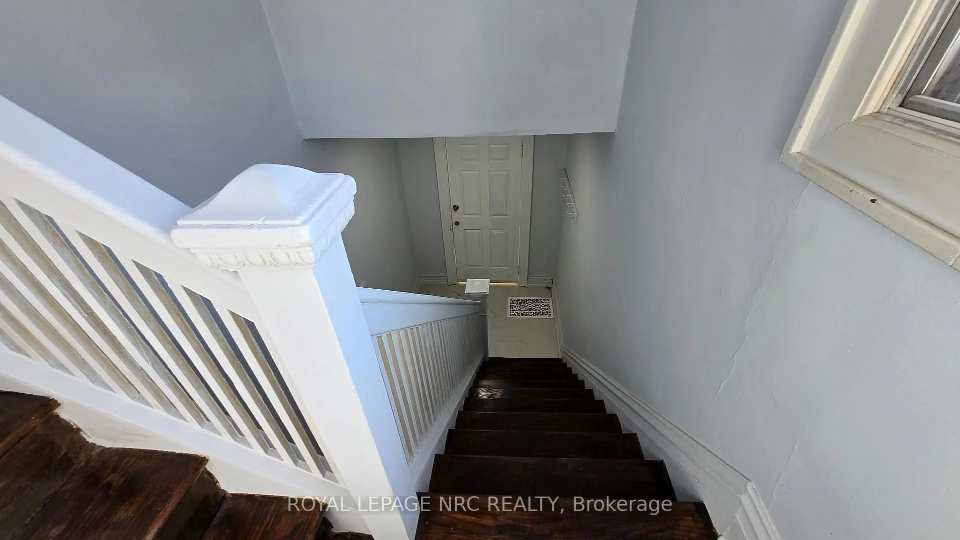 Photo 6 of 4425 Hiram Street, Niagara Falls, Downtown — HOMEH
