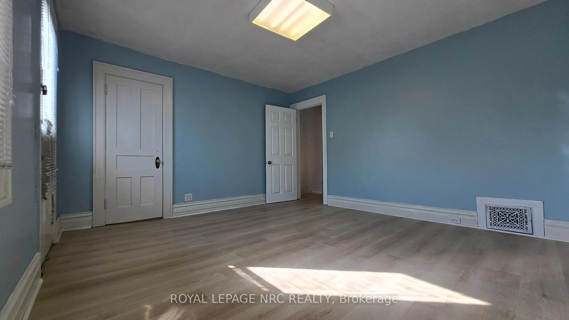 Photo 12 of 4425 Hiram Street, Niagara Falls, Downtown — HOMEH