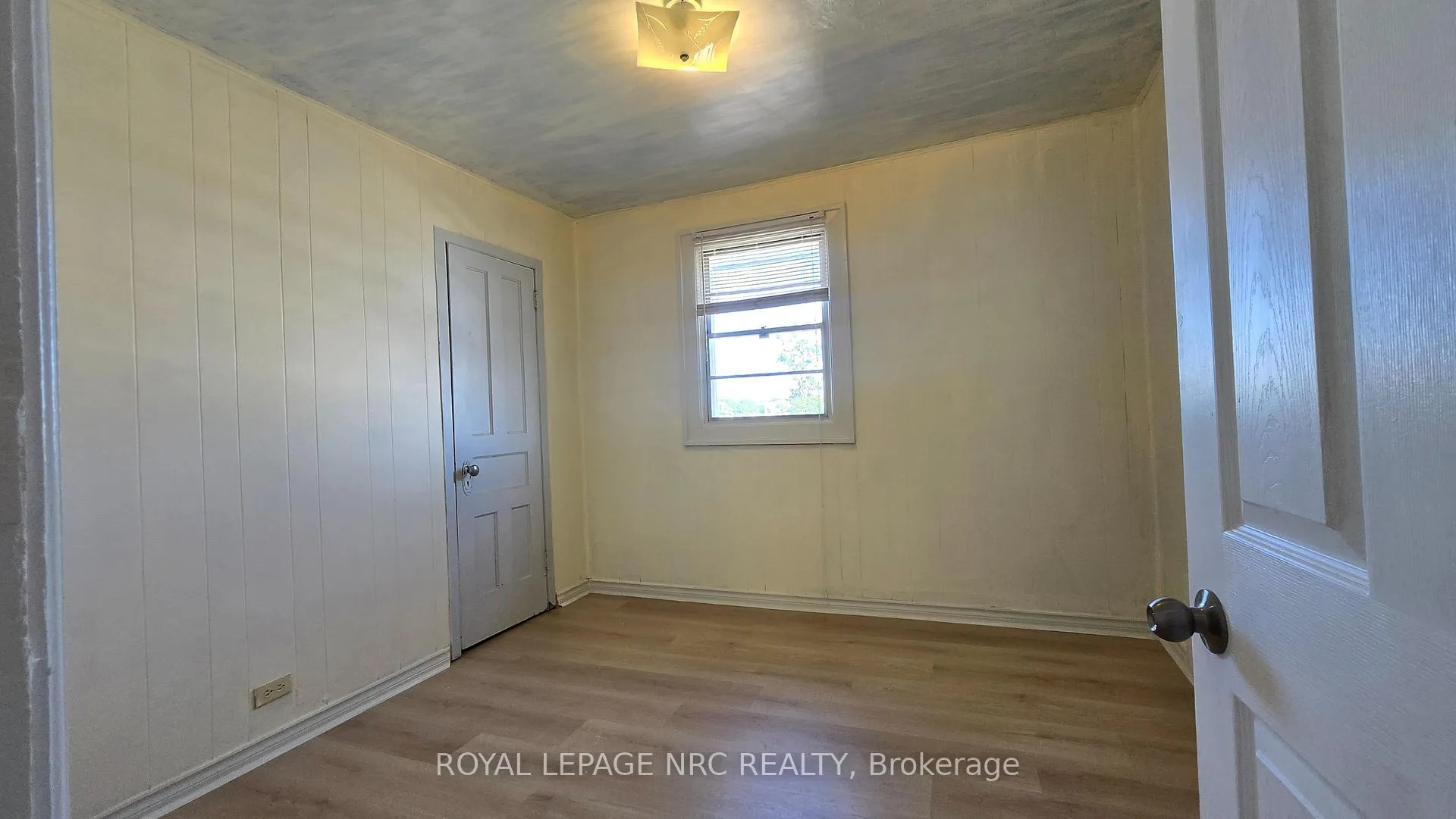 Photo 13 of 4425 Hiram Street, Niagara Falls, Downtown — HOMEH