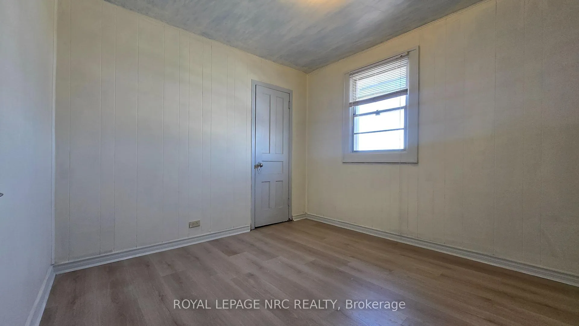 Photo 14 of 4425 Hiram Street, Niagara Falls, Downtown — HOMEH