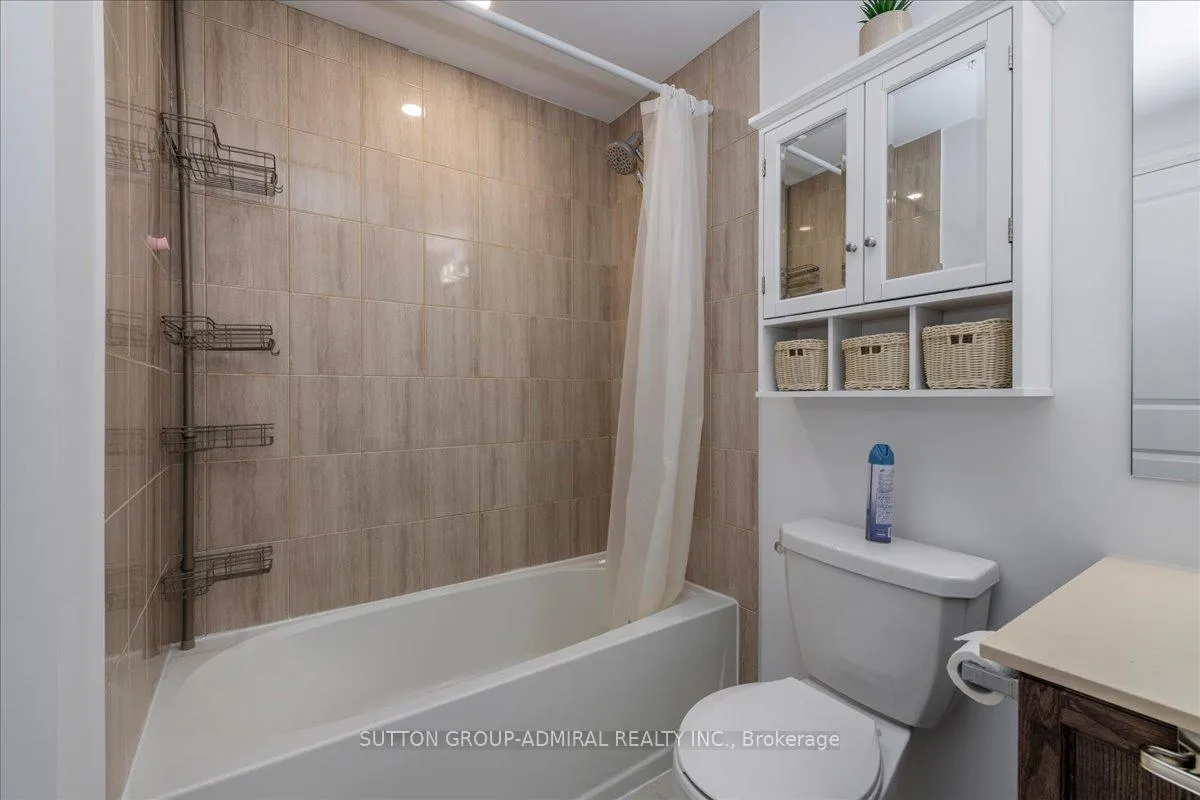 Photo 16 of Unit 418, 302 Essa Road, Barrie, 400 West — HOMEH